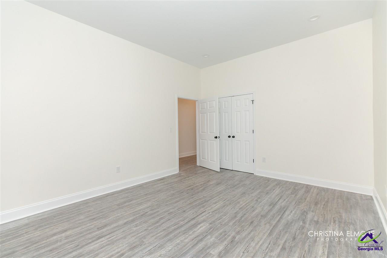 426 General Courtney Hodges Boulevard, Perry, GA 31069 - photo 34