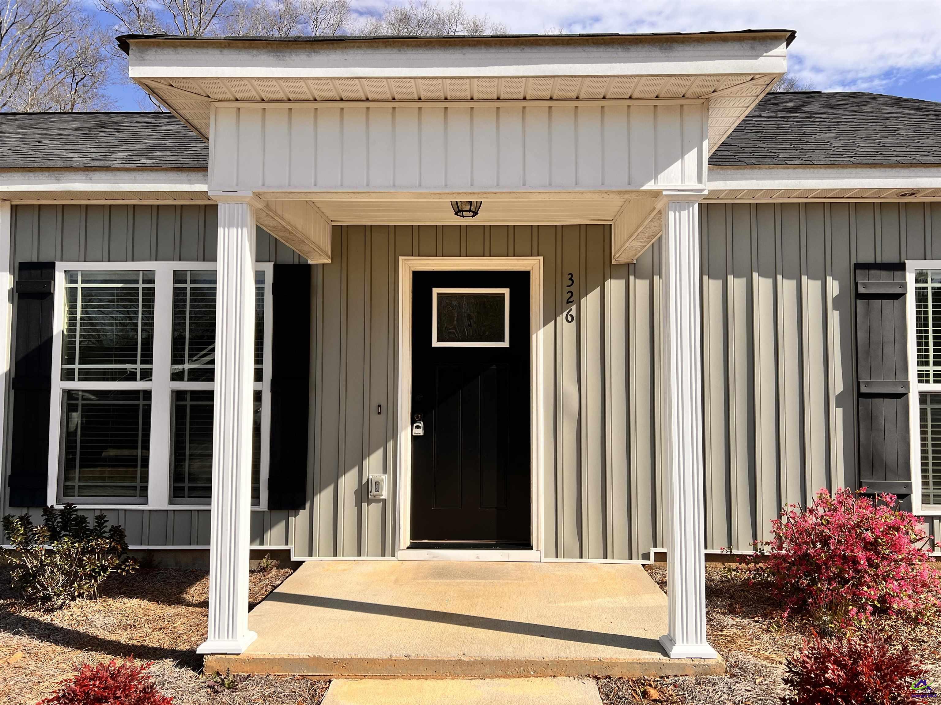 119 Washington Place Drive, Perry, GA 31069 - Photo 2