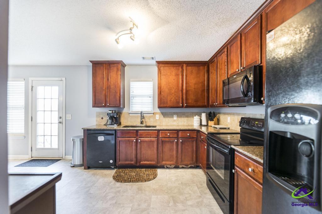 307 Timberwind Drive, Byron, GA 31008 - Photo 7