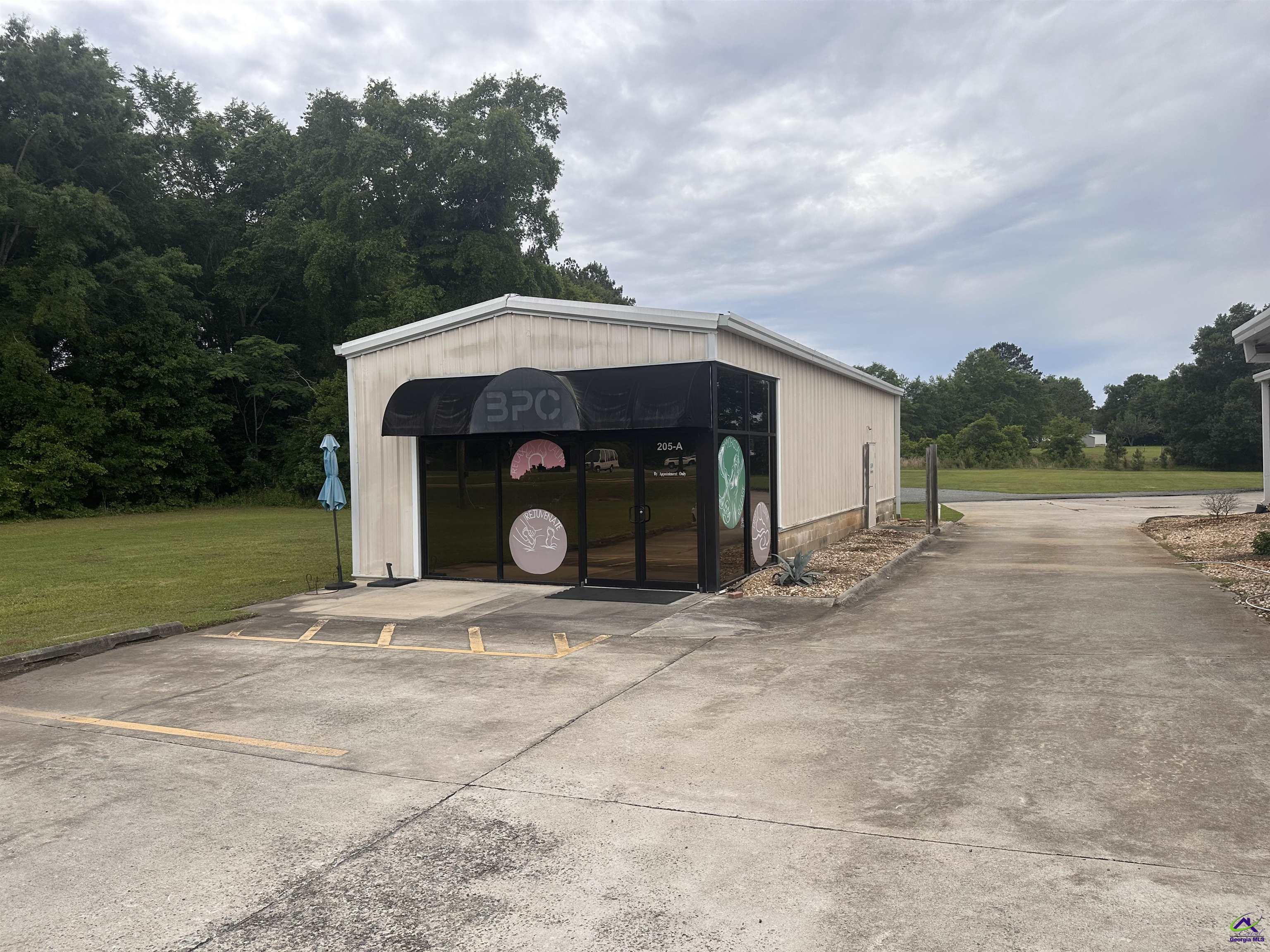 205 A Old Perry Road, Bonaire, GA 31055 - Main Photo