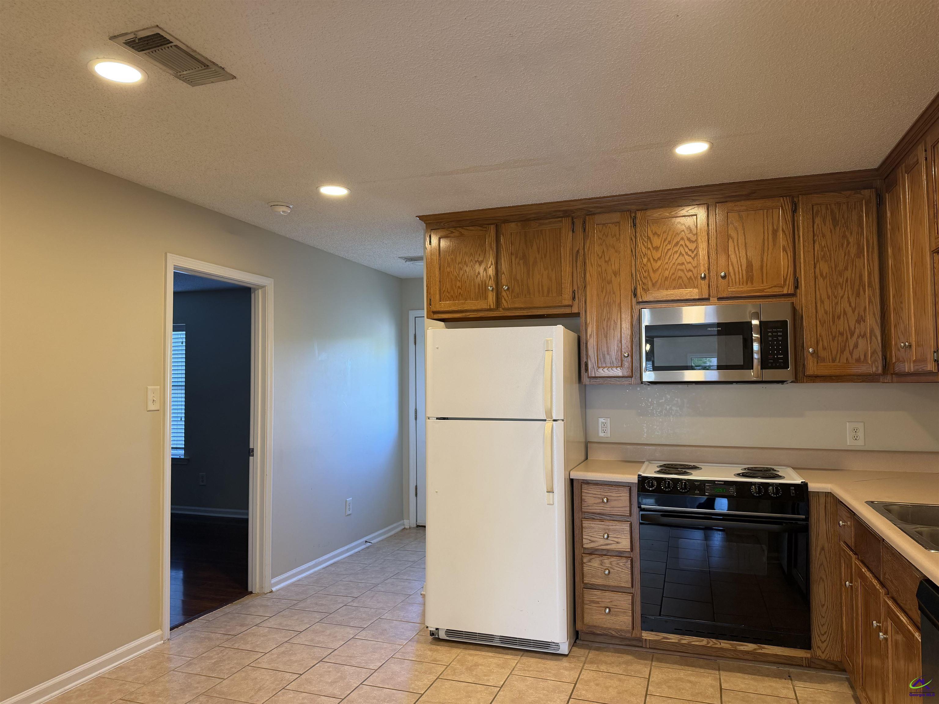 224 Katelyn Circle, Warner Robins, GA 31088 - photo 6