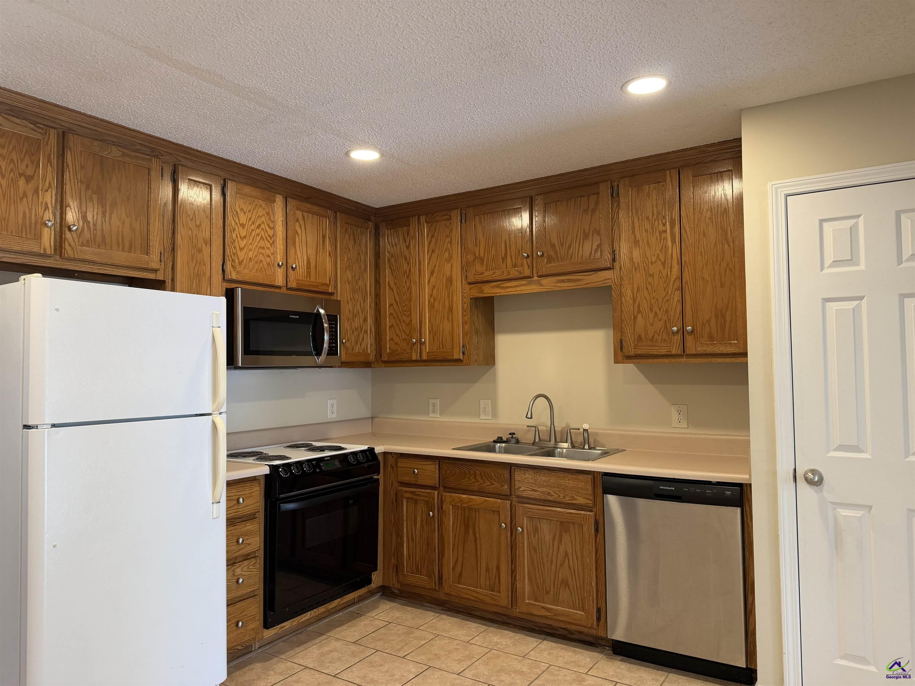 224 Katelyn Circle, Warner Robins, GA 31088 - Photo 7