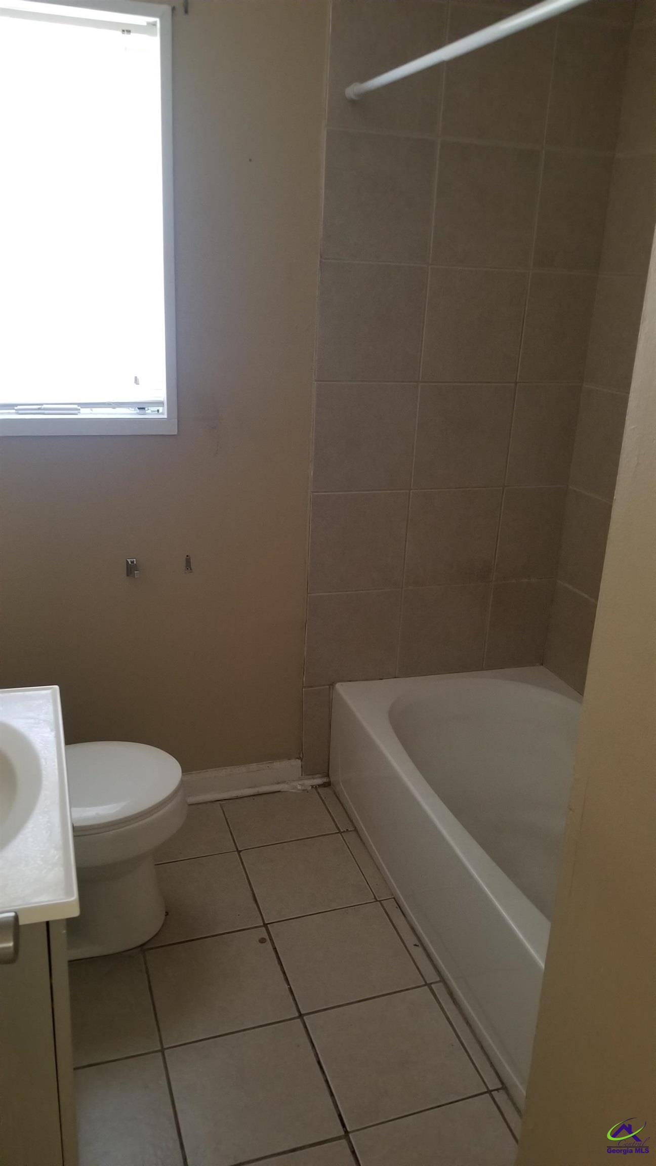 134 B Garland Terrace, Warner Robins, GA 31088 - Photo 3