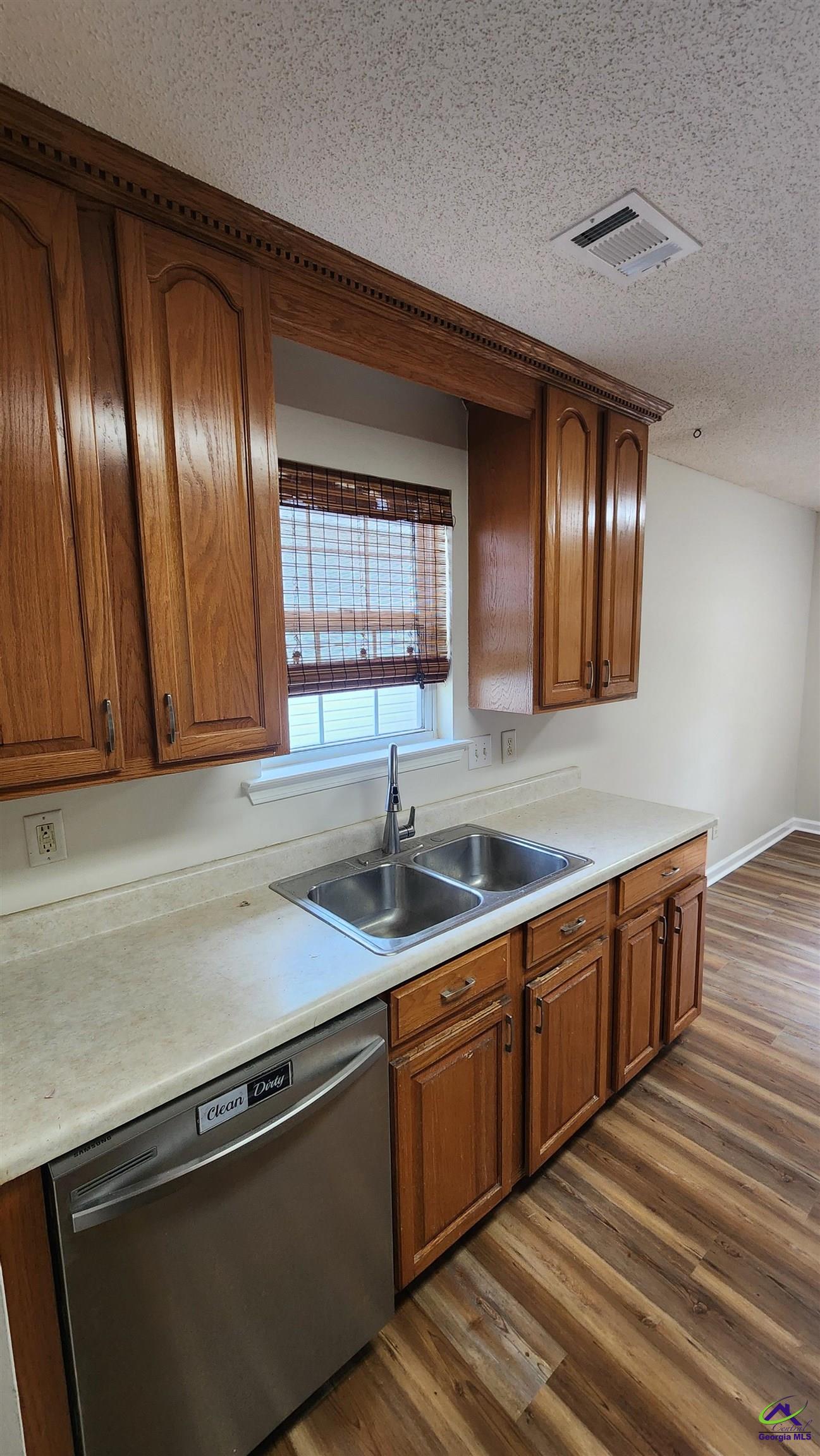 194 Tyson Glen Drive, Warner Robins, GA 31088 - photo 9