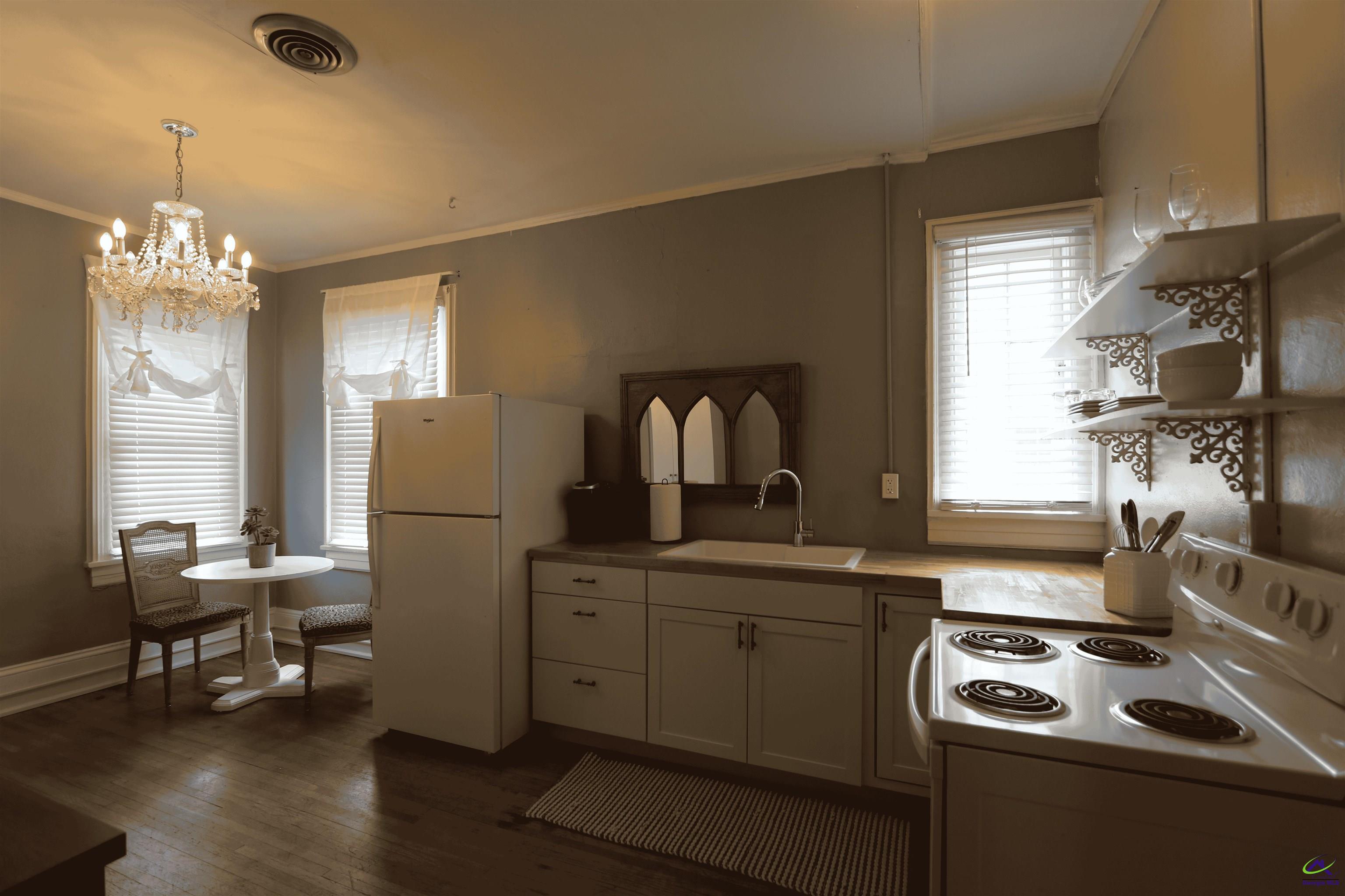 633 College Street, Macon, GA 31210 - Photo 2
