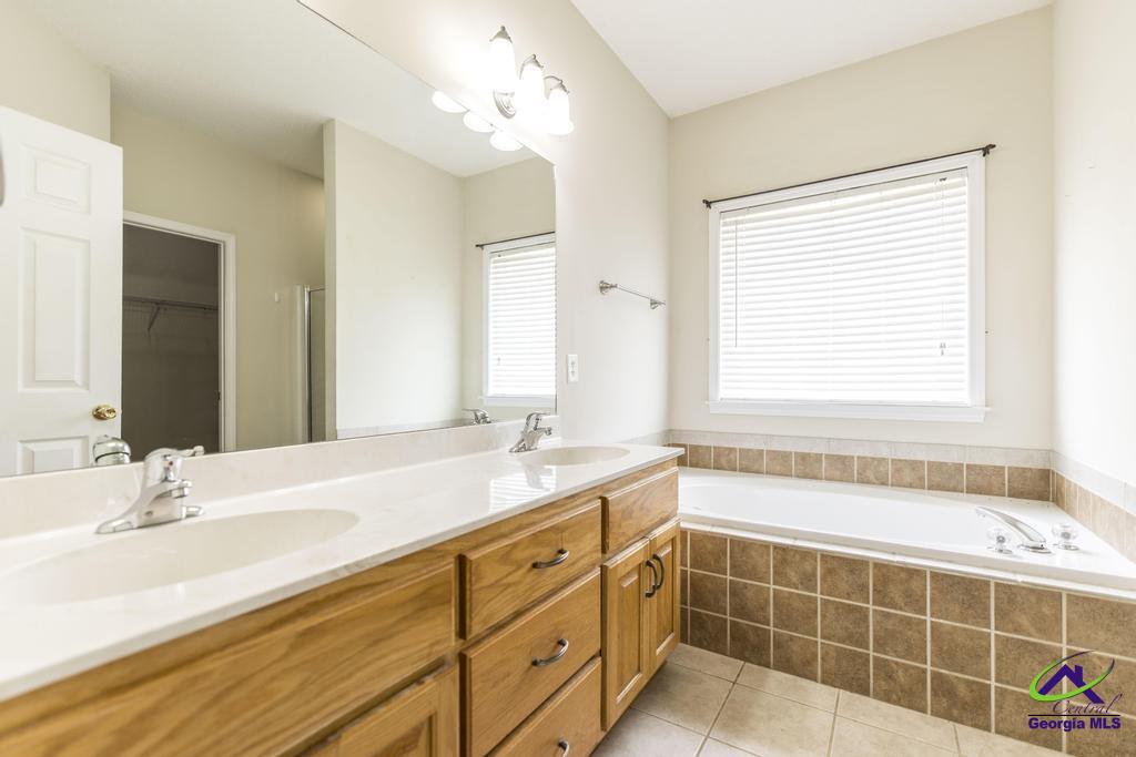 217 Sedgebrook Drive, Warner Robins, GA 31088 - Photo 18