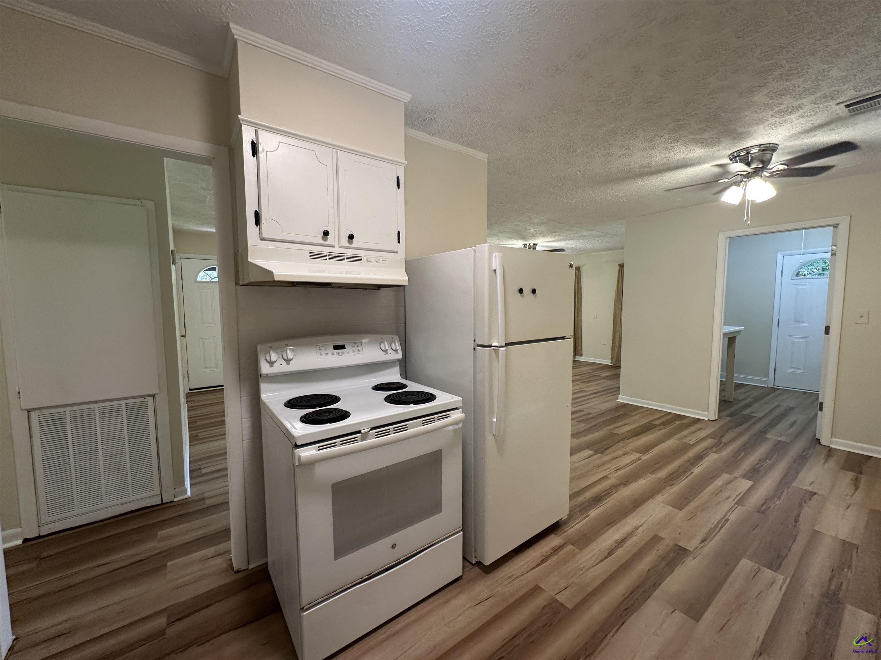 2302 Macy Avenue, Perry, GA 31069 - photo 9
