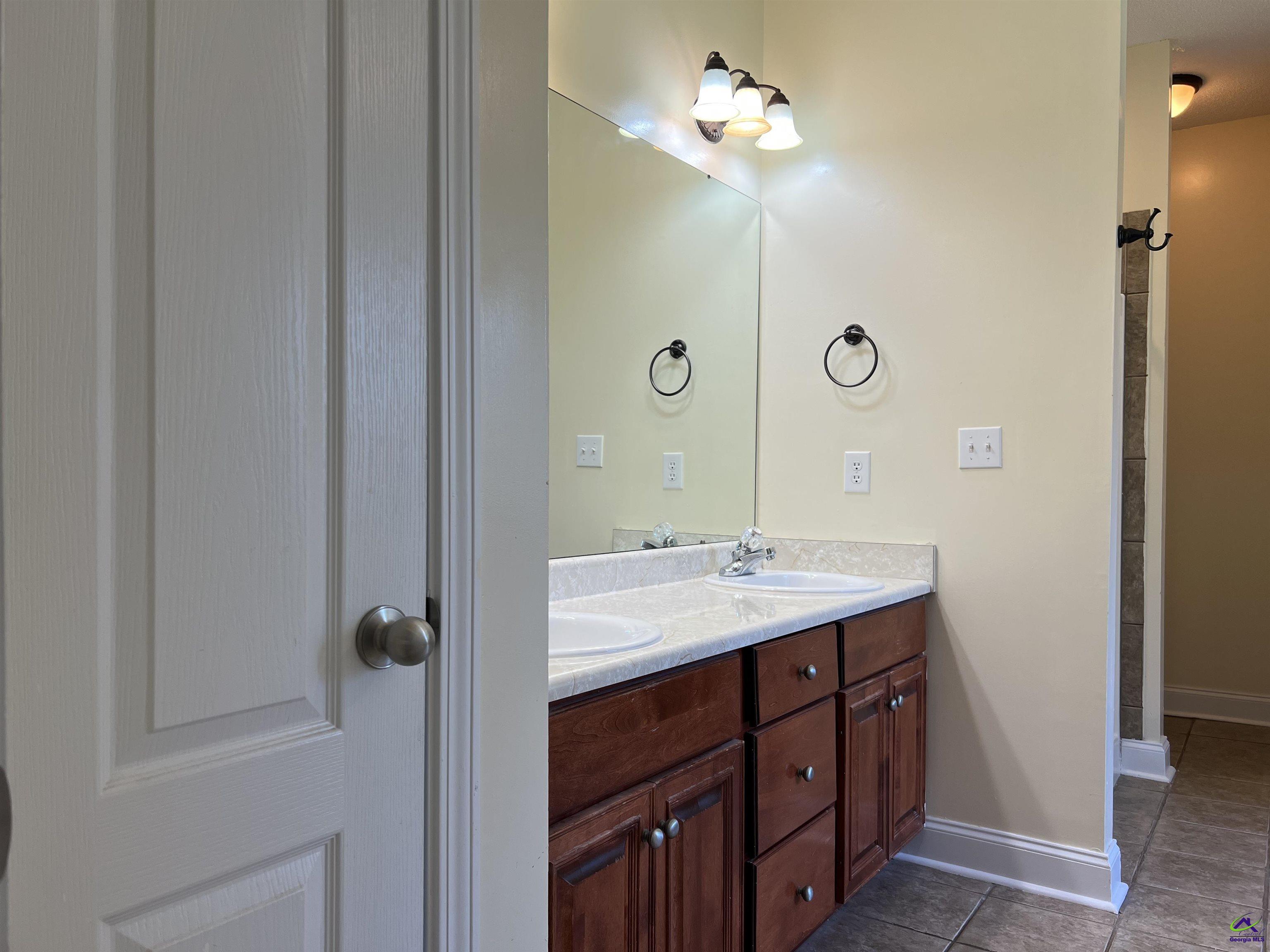 400 Manchester Lane, Byron, GA 31008 - photo 17