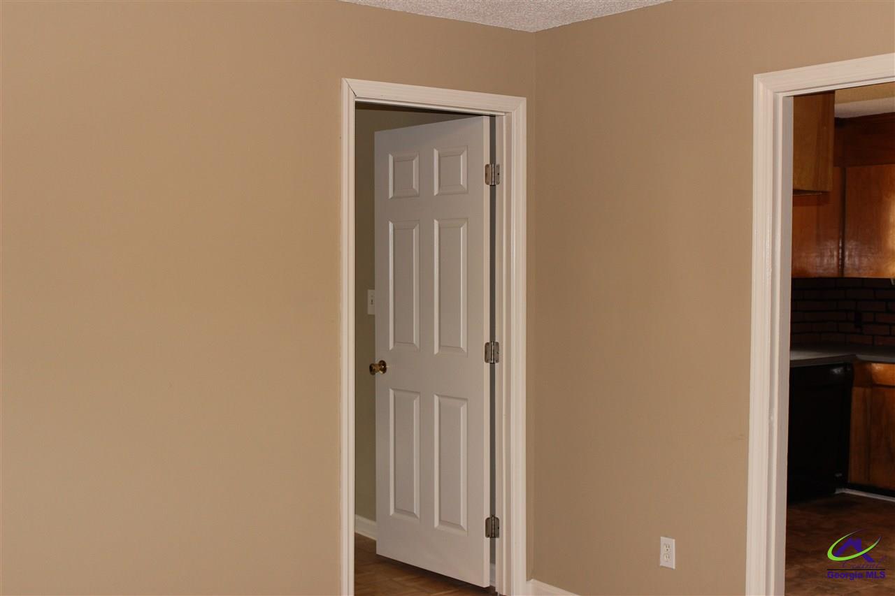 101 Gordon Street, Warner Robins, GA 31093 - Photo 6