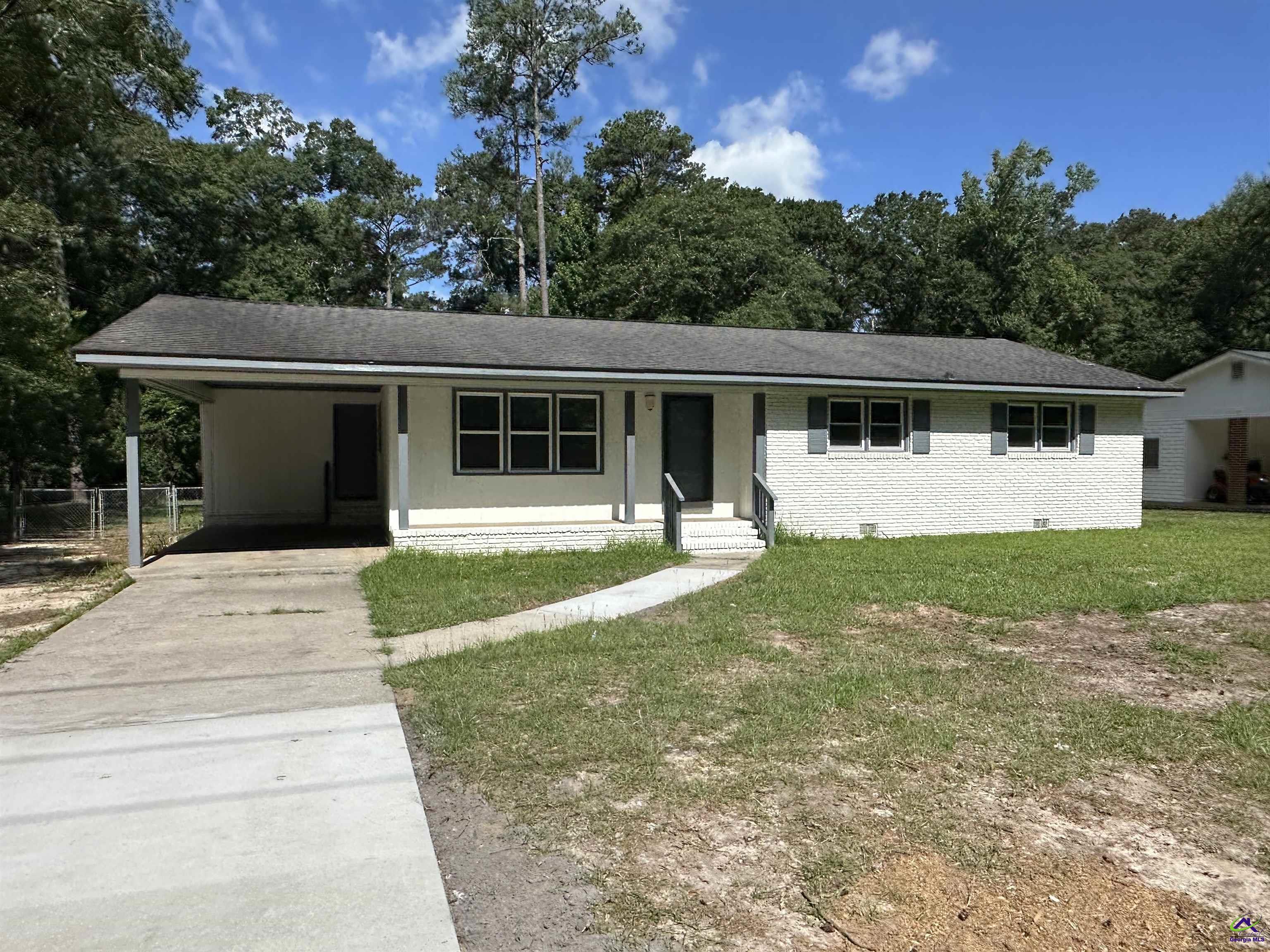 1021 Greenwood Dr, Perry, GA 31069 - Photo 2