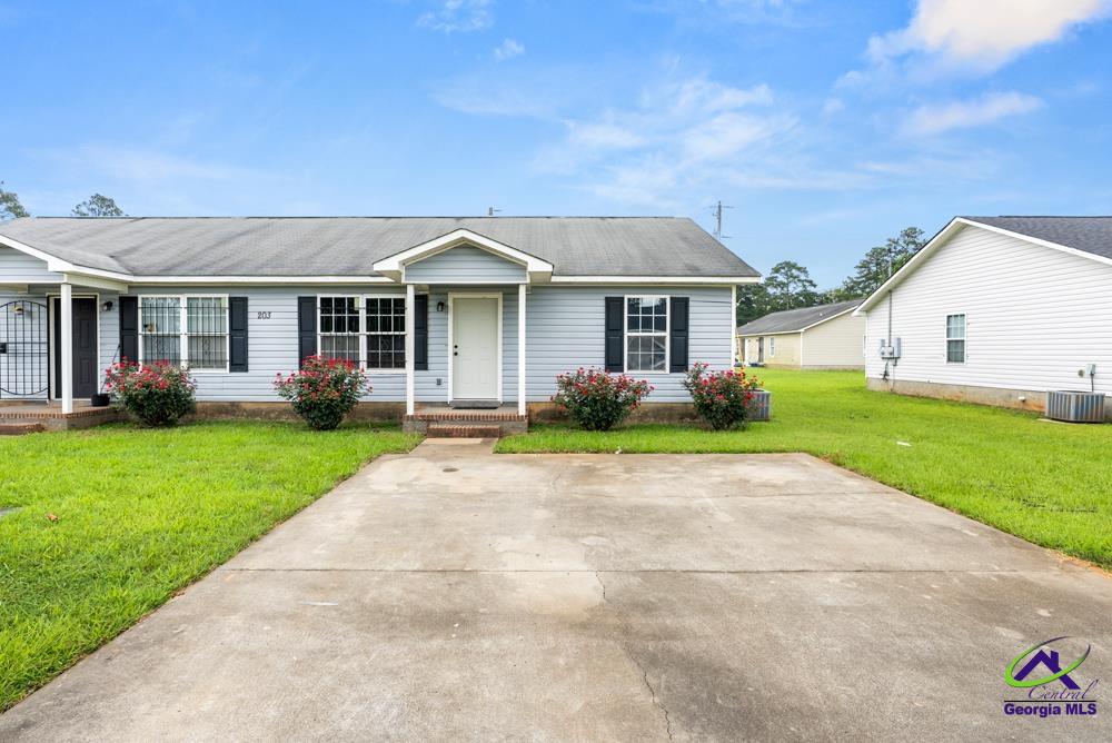 203 Brooks Boulevard, Fort Valley, GA 31030 - Main Photo