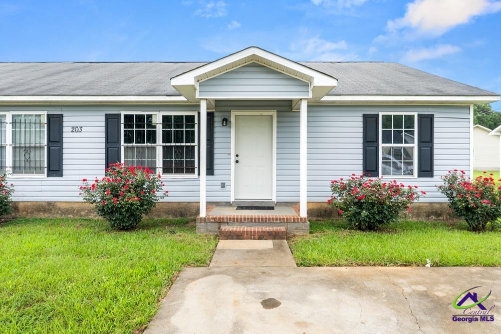 203 Brooks Boulevard, Fort Valley, GA 31030 - Photo 2