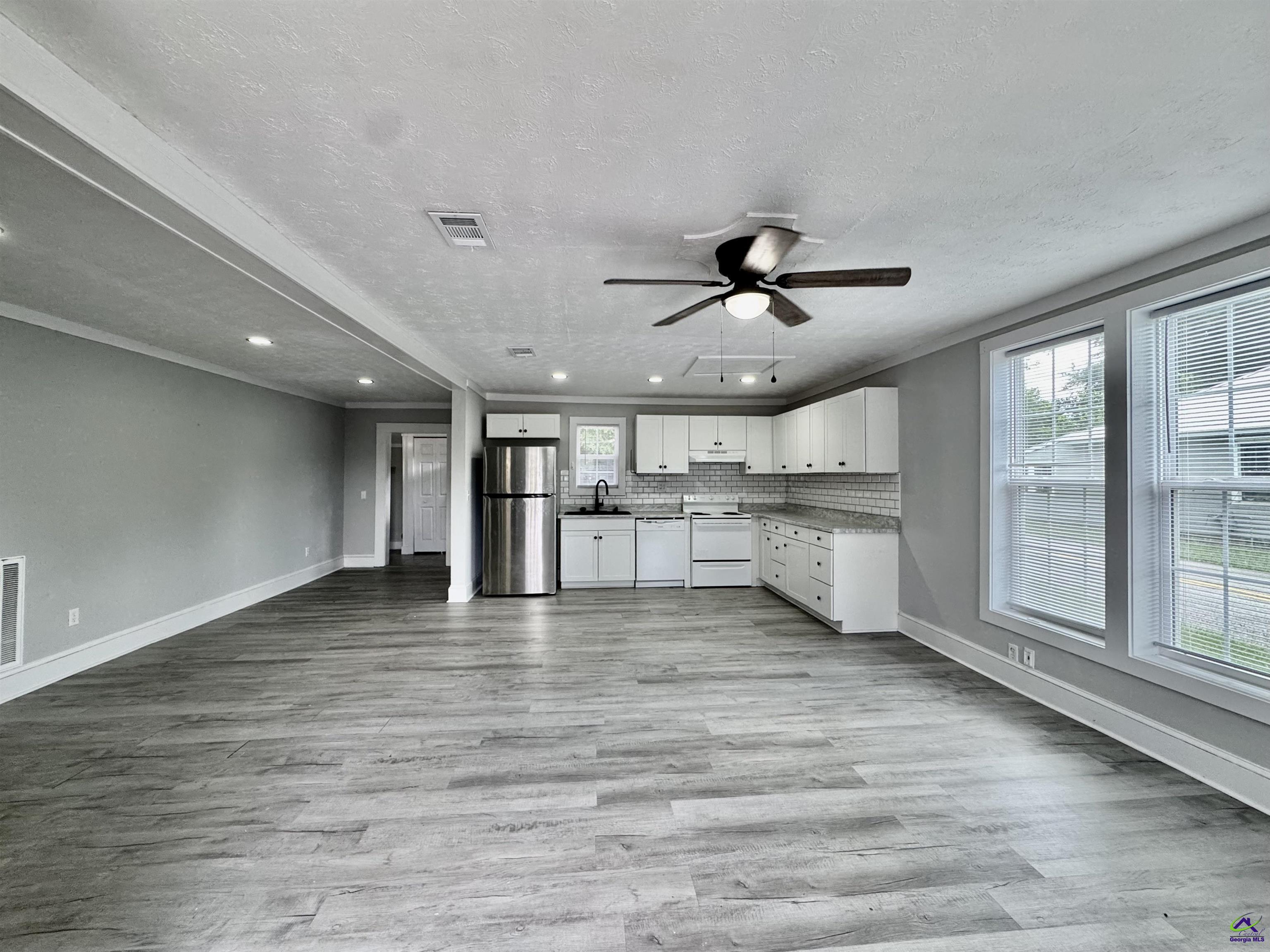 800 Ball Street, Perry, GA 31069 - photo 12