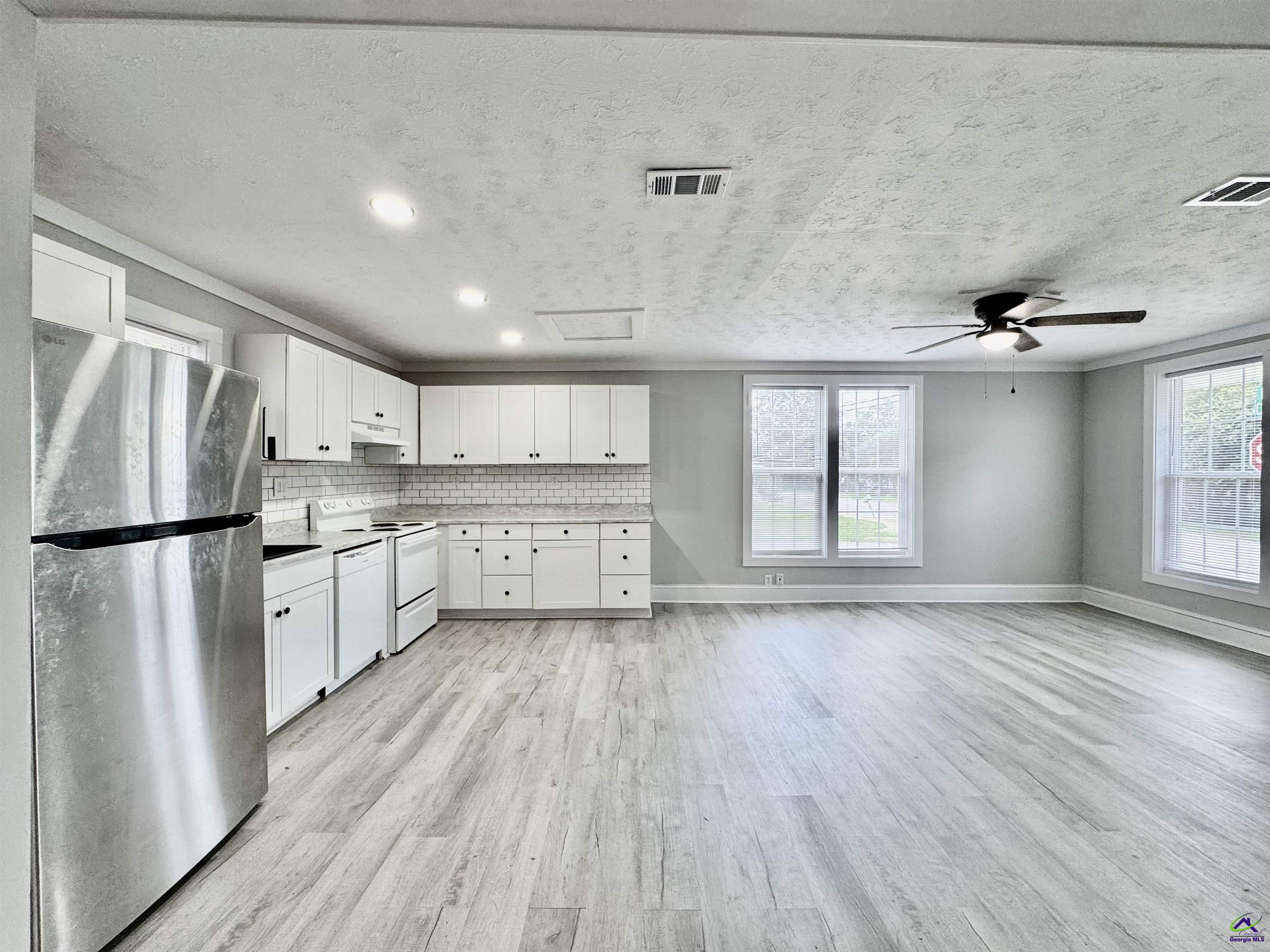 800 Ball Street, Perry, GA 31069 - photo 9