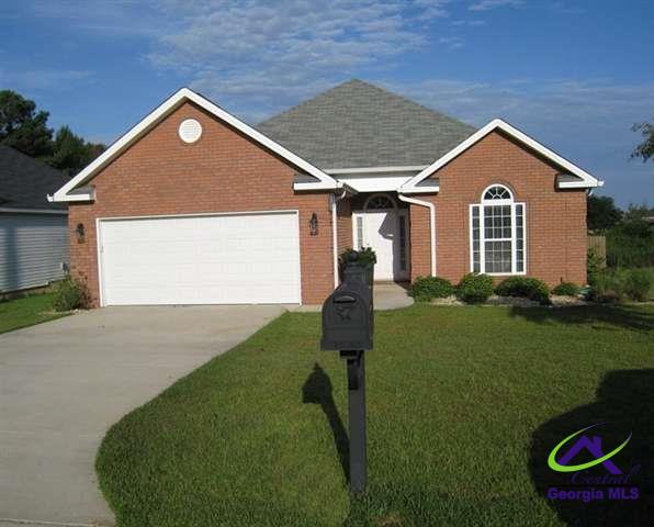 306 Gray Fox Crossing, Bonaire, GA 31005 - Main Photo