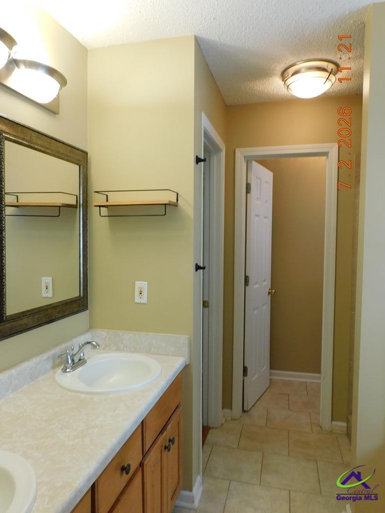 203 Margeson Drive, Warner Robins, GA 31088 - Photo 9