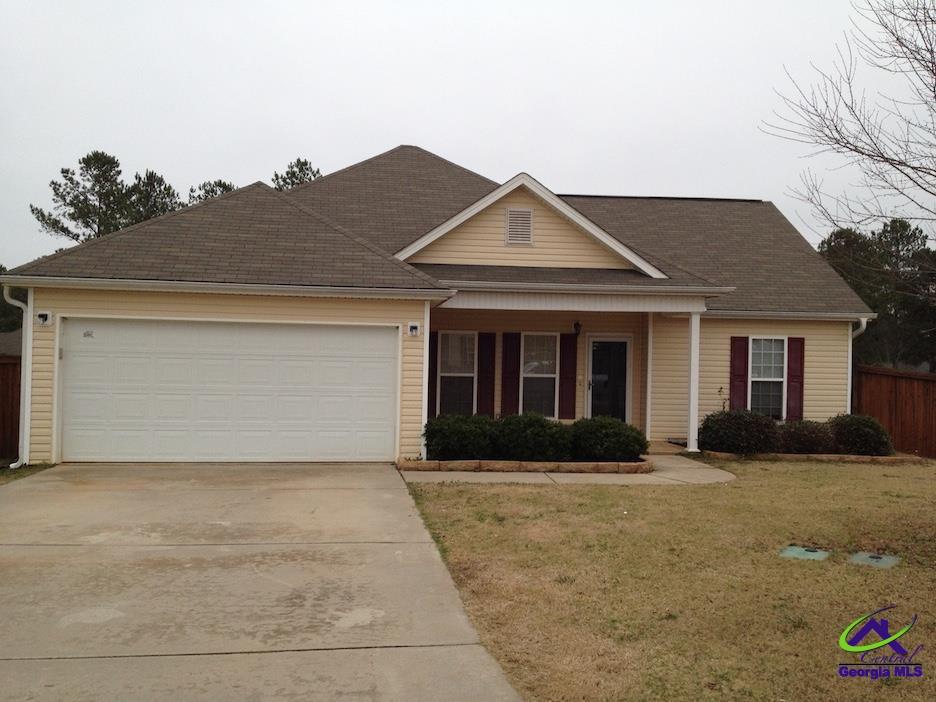 304 Longhorn Trail, Perry, GA 31069 - Photo 1