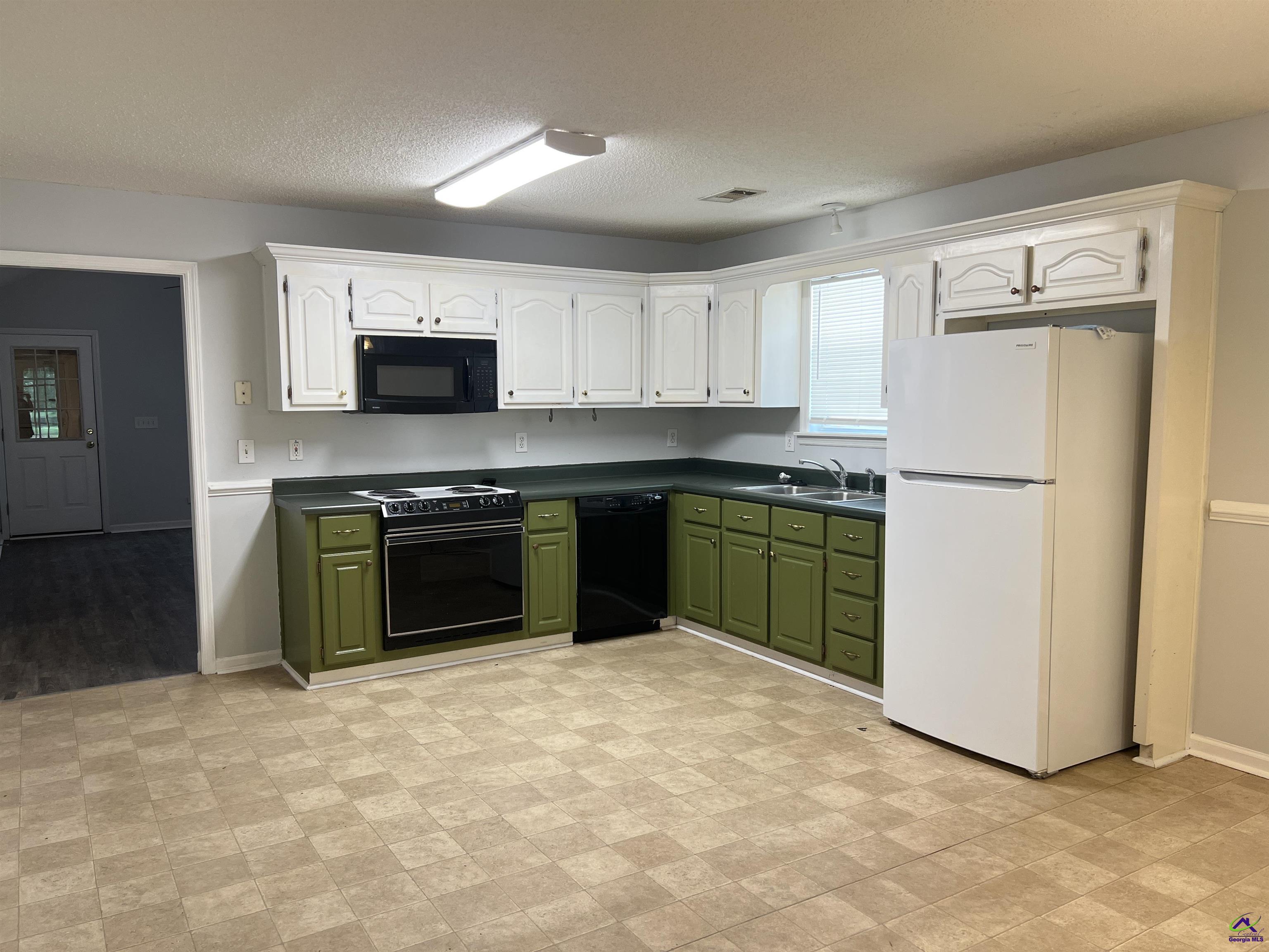 203 Bayside Drive, Warner Robins, GA 31088 - photo 7