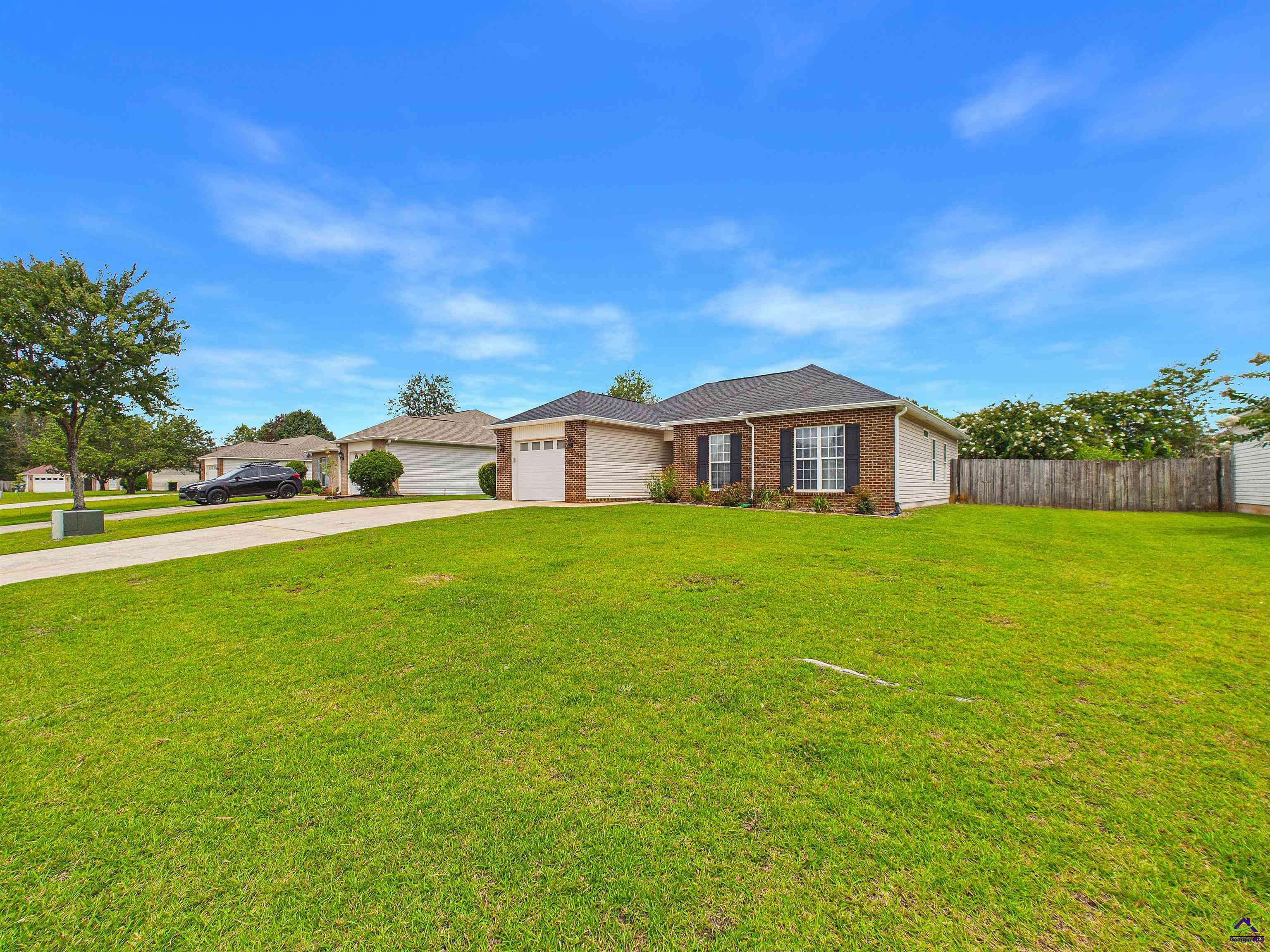 324 Tyson Glen Drive, Warner Robins, GA 31088 - Photo 6