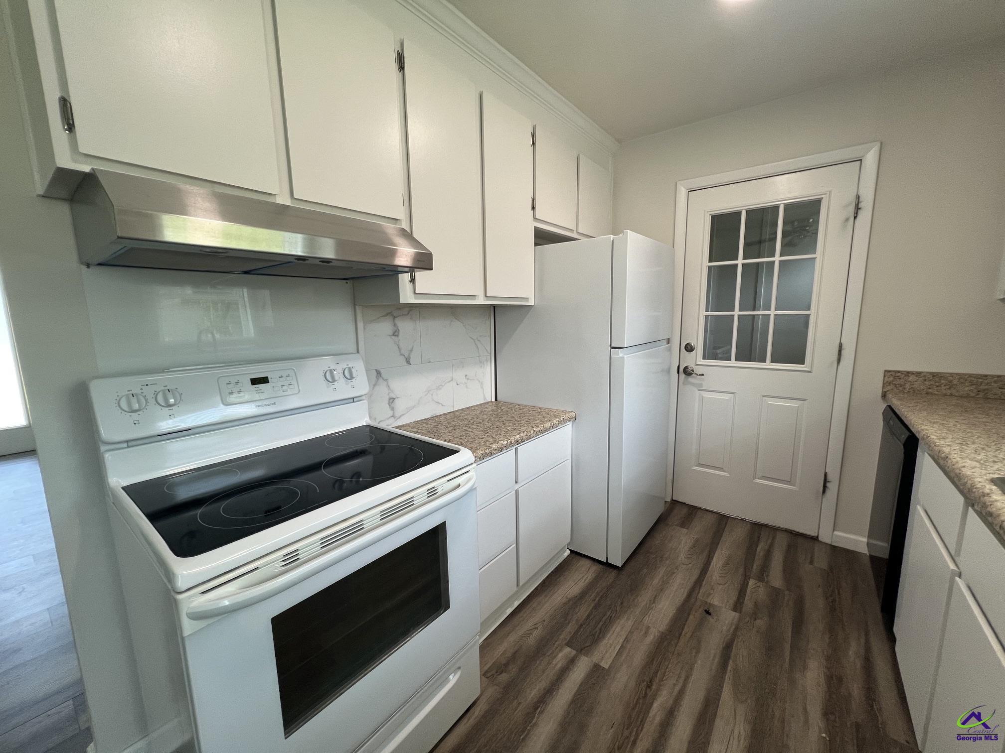 110 Trinity Drive, Warner Robins, GA 31088 - photo 8