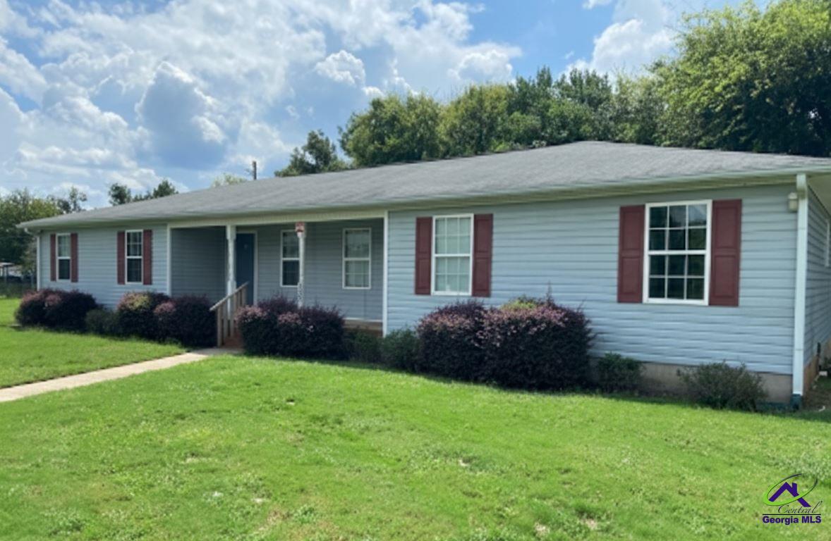 529 Railroad Street, Fort Valley, GA 31030 - photo 1