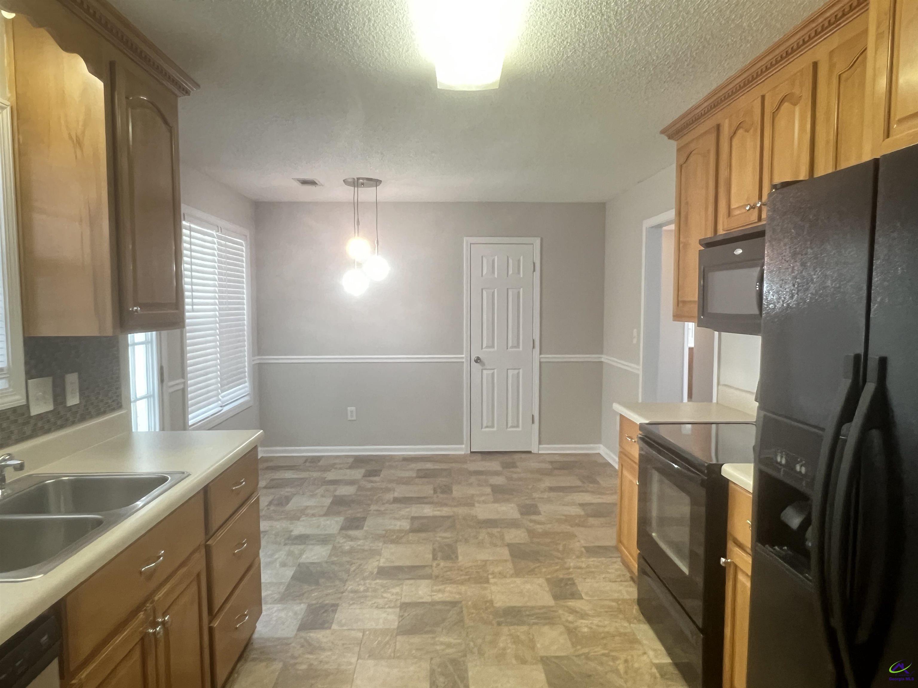 103 Reese Drive, Warner Robins, GA 31088 - photo 9
