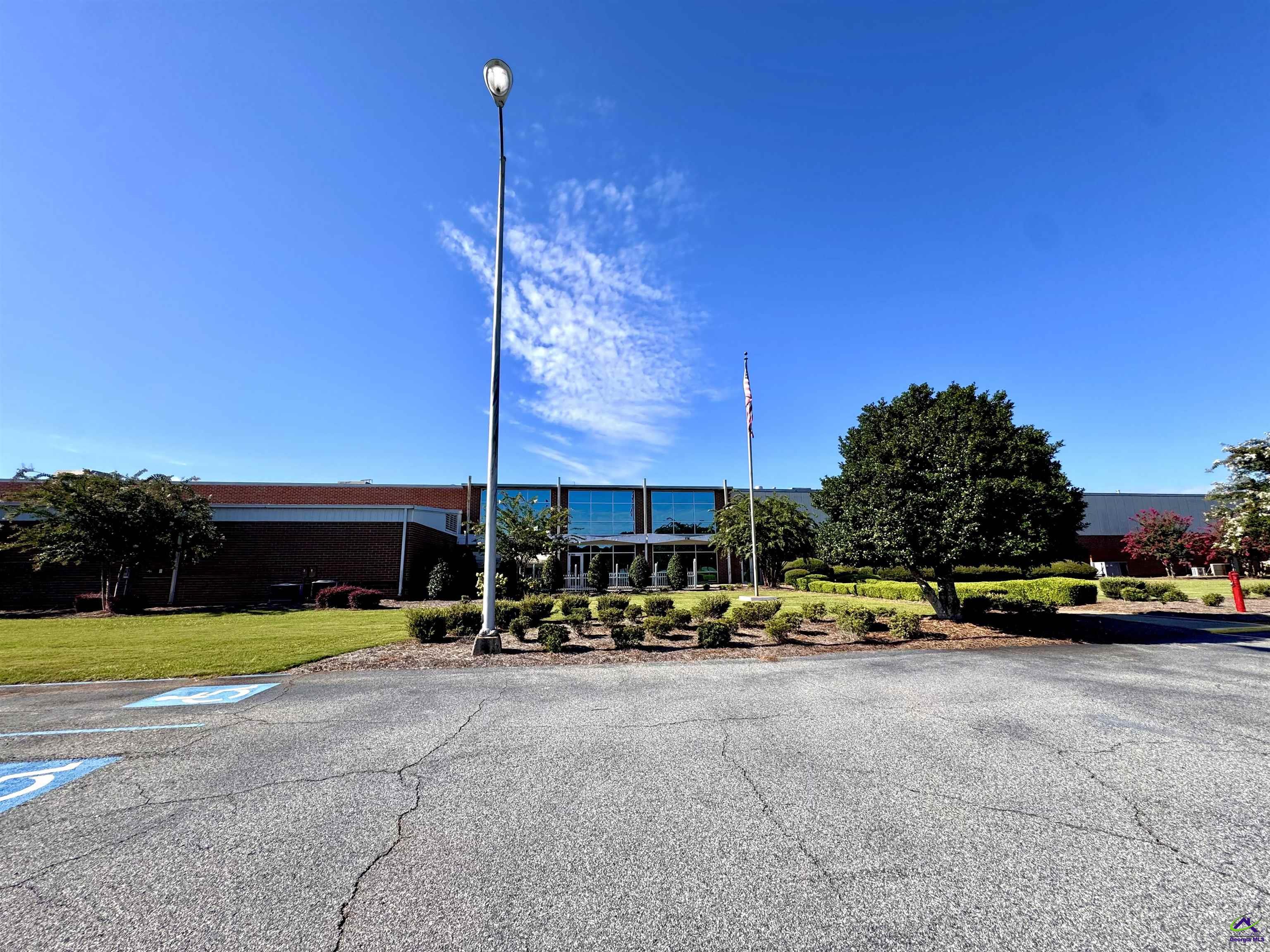 801 Valley Drive, Perry, GA 31069 - Photo 2