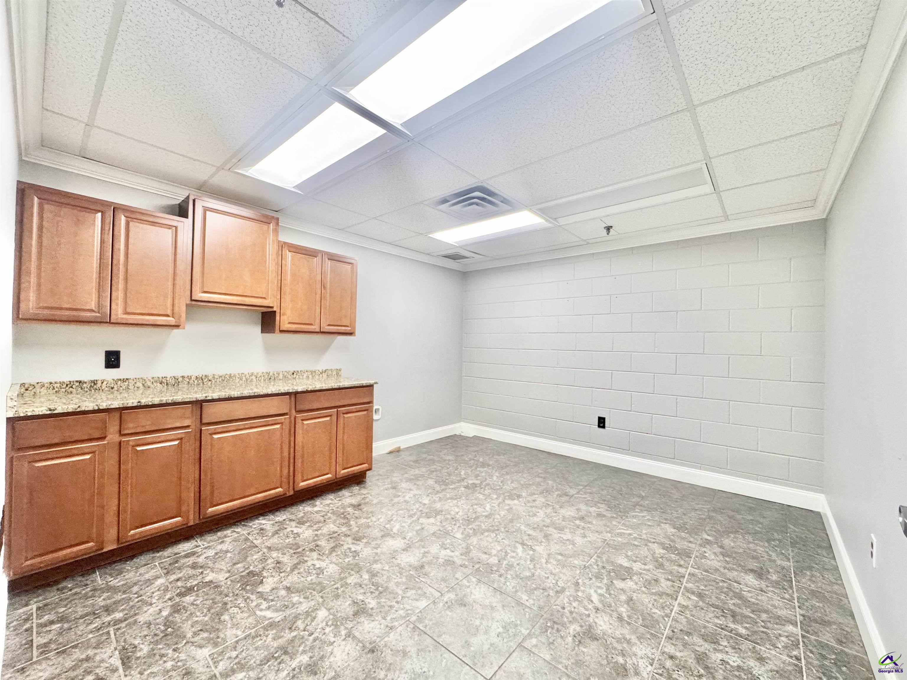 801 Valley Drive, Perry, GA 31069 - photo 16