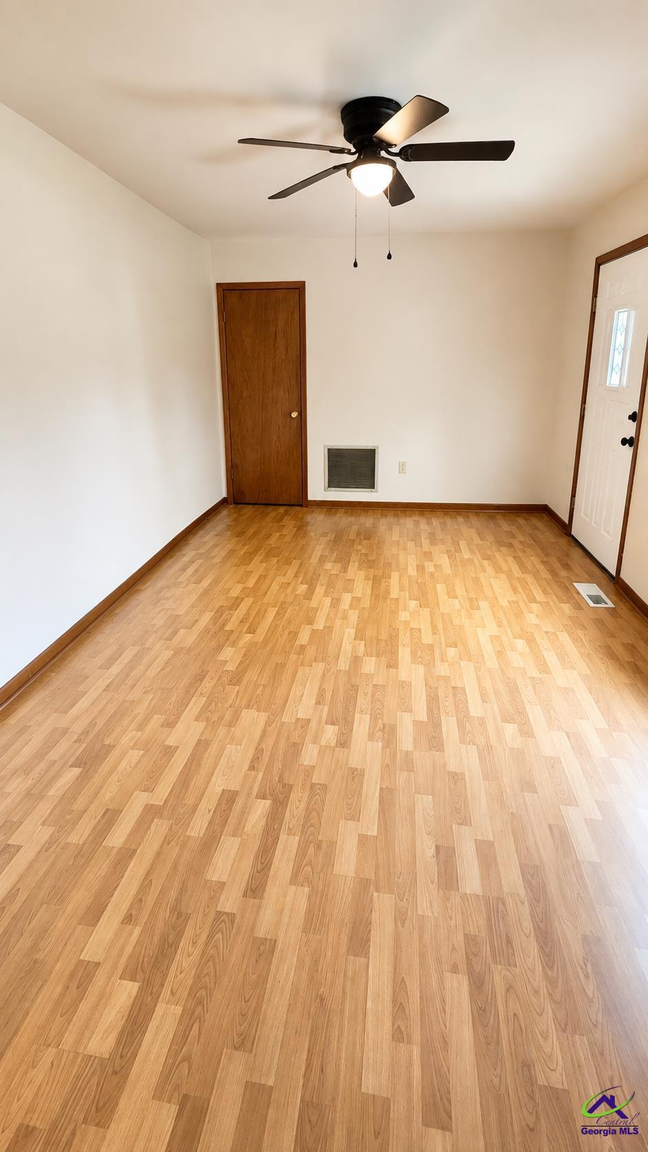 105 Auburn Drive, Warner Robins, GA 31093 - Photo 2