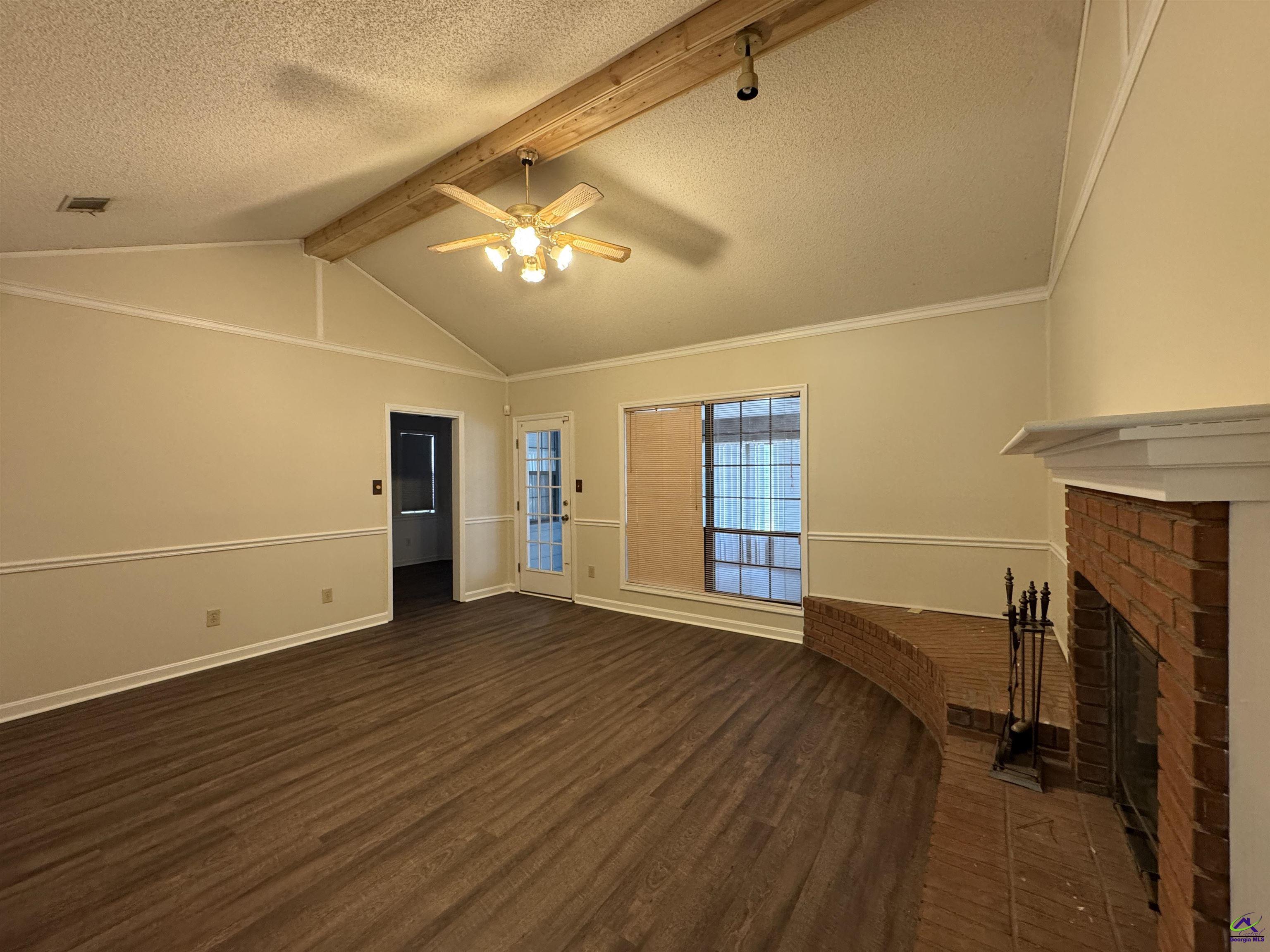 327 Bonnie Drive, Warner Robins, GA 31088 - Photo 2