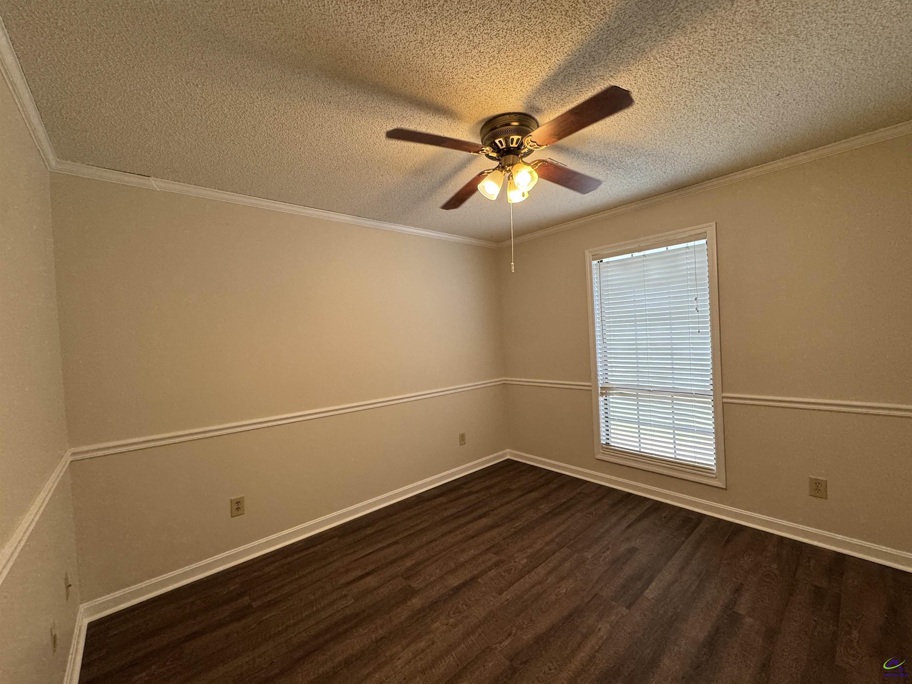 327 Bonnie Drive, Warner Robins, GA 31088 - Photo 11