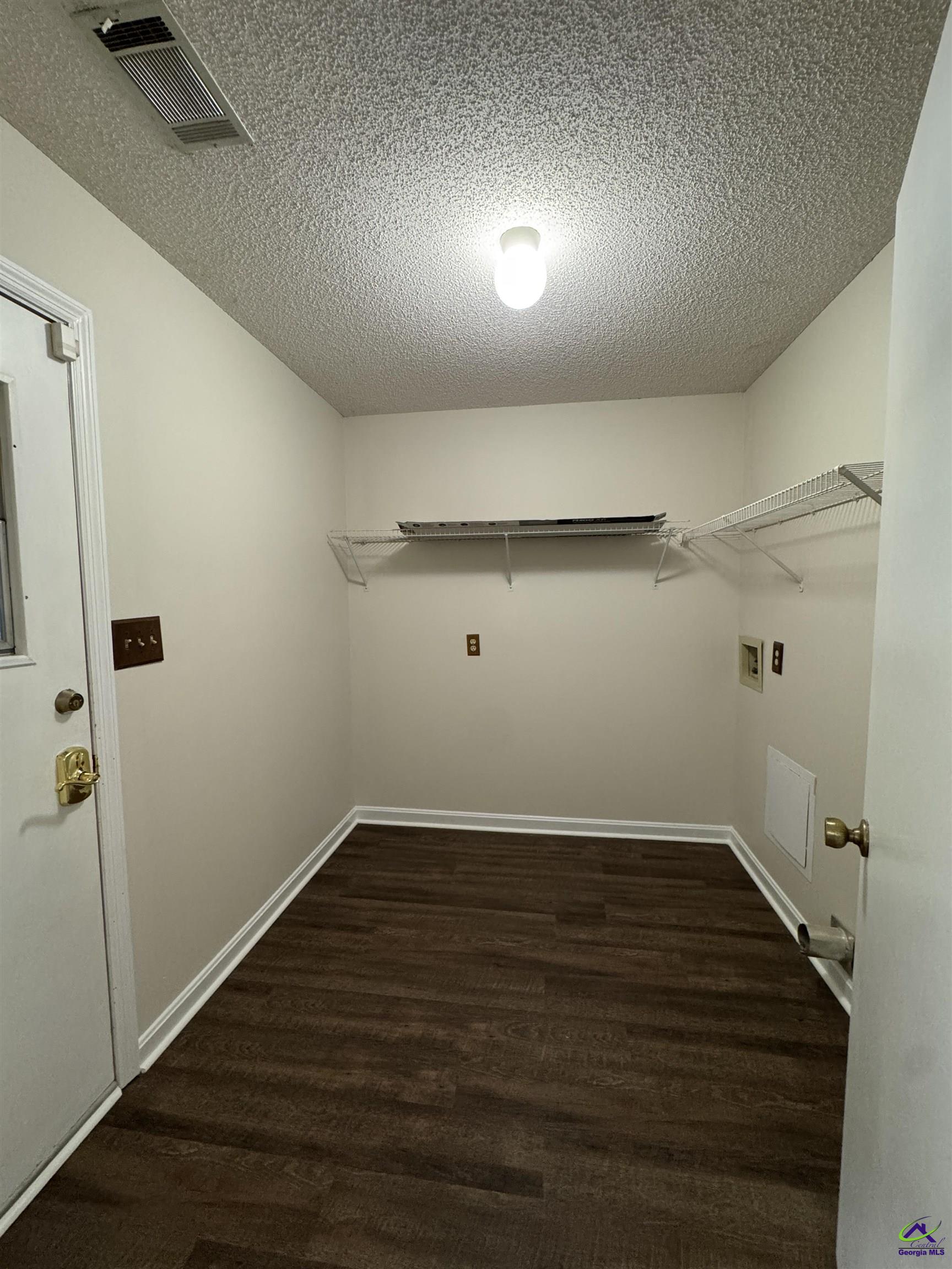 327 Bonnie Drive, Warner Robins, GA 31088 - Photo 16