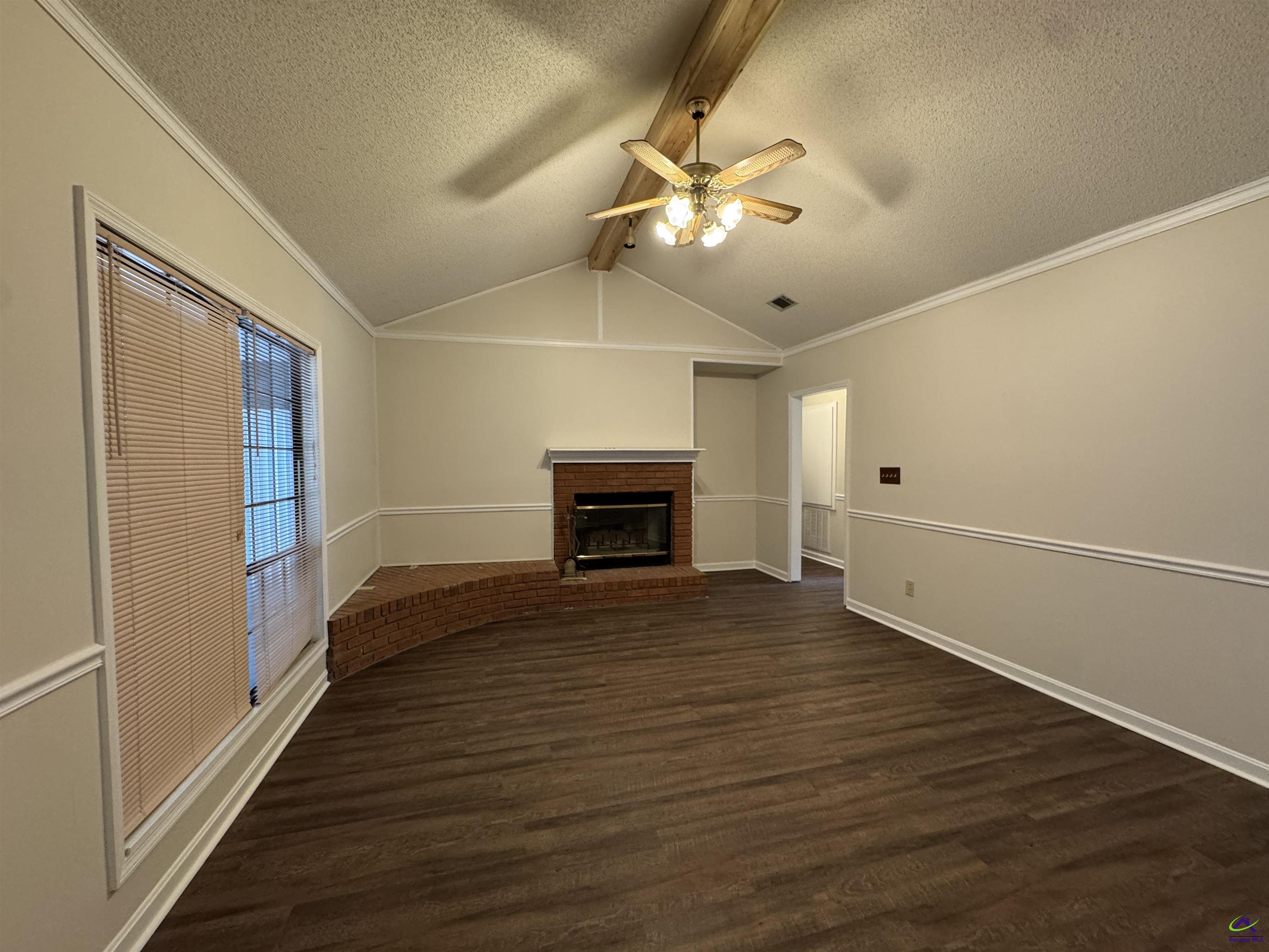 327 Bonnie Drive, Warner Robins, GA 31088 - Photo 3