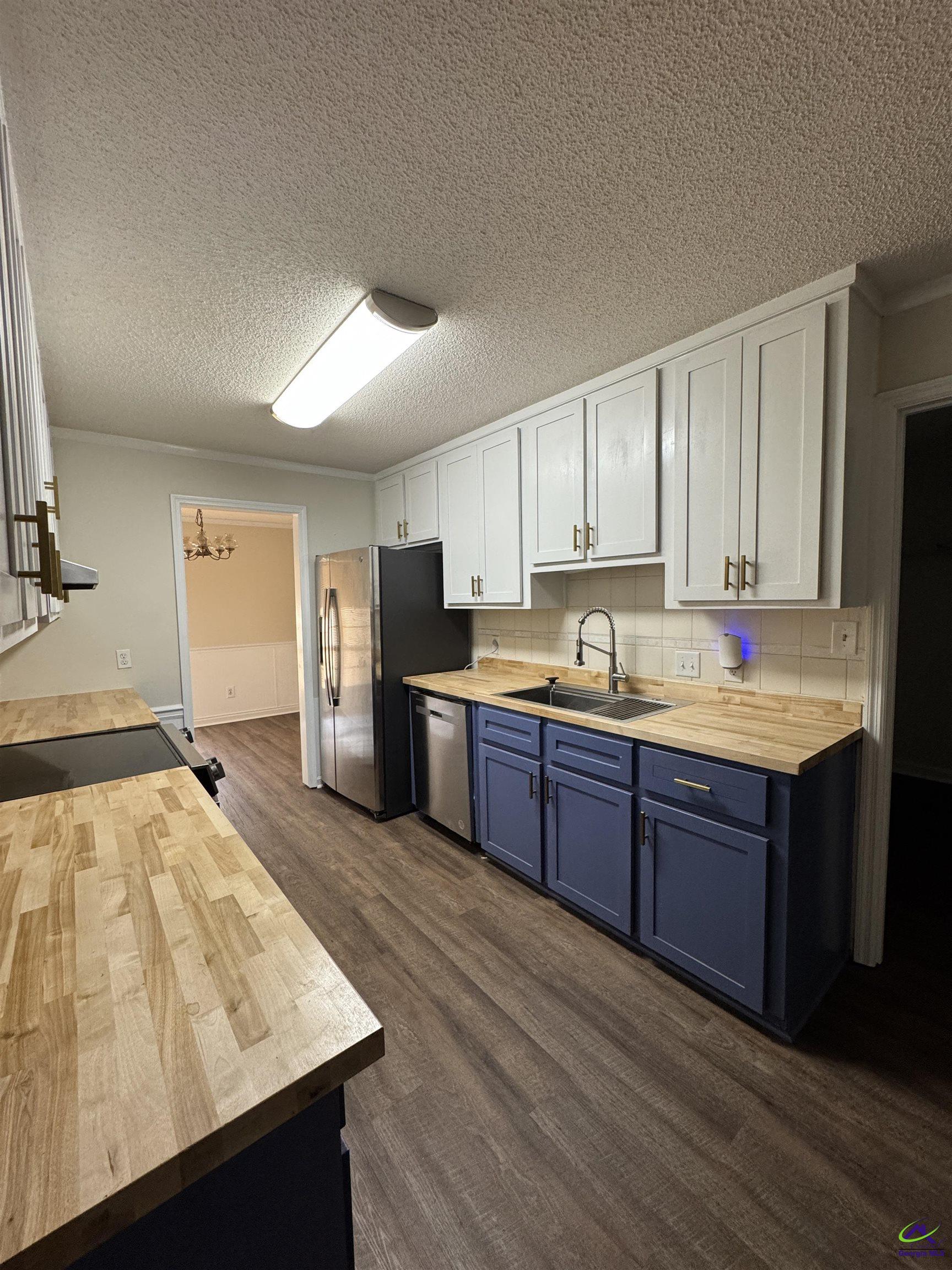 327 Bonnie Drive, Warner Robins, GA 31088 - Photo 5