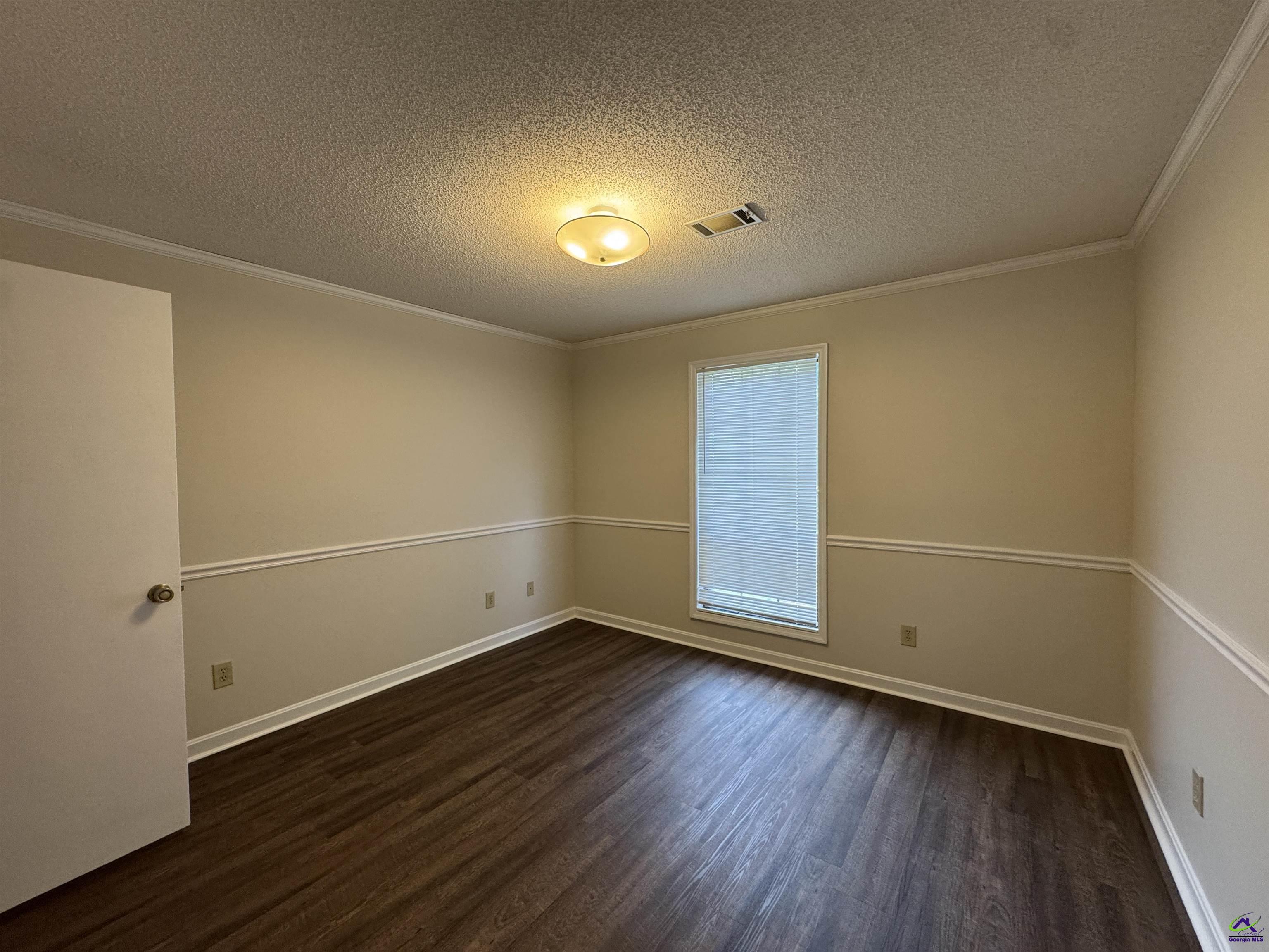 327 Bonnie Drive, Warner Robins, GA 31088 - Photo 10
