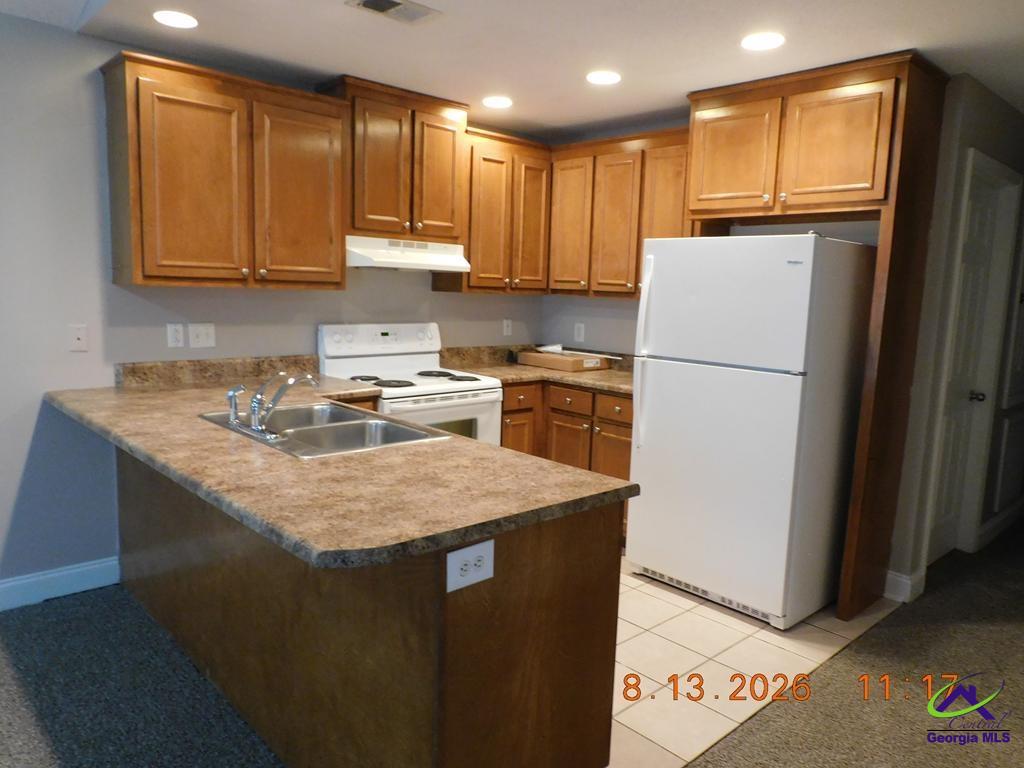 502 Club Villa Court #4, Kathleen, GA 31047 - photo 4
