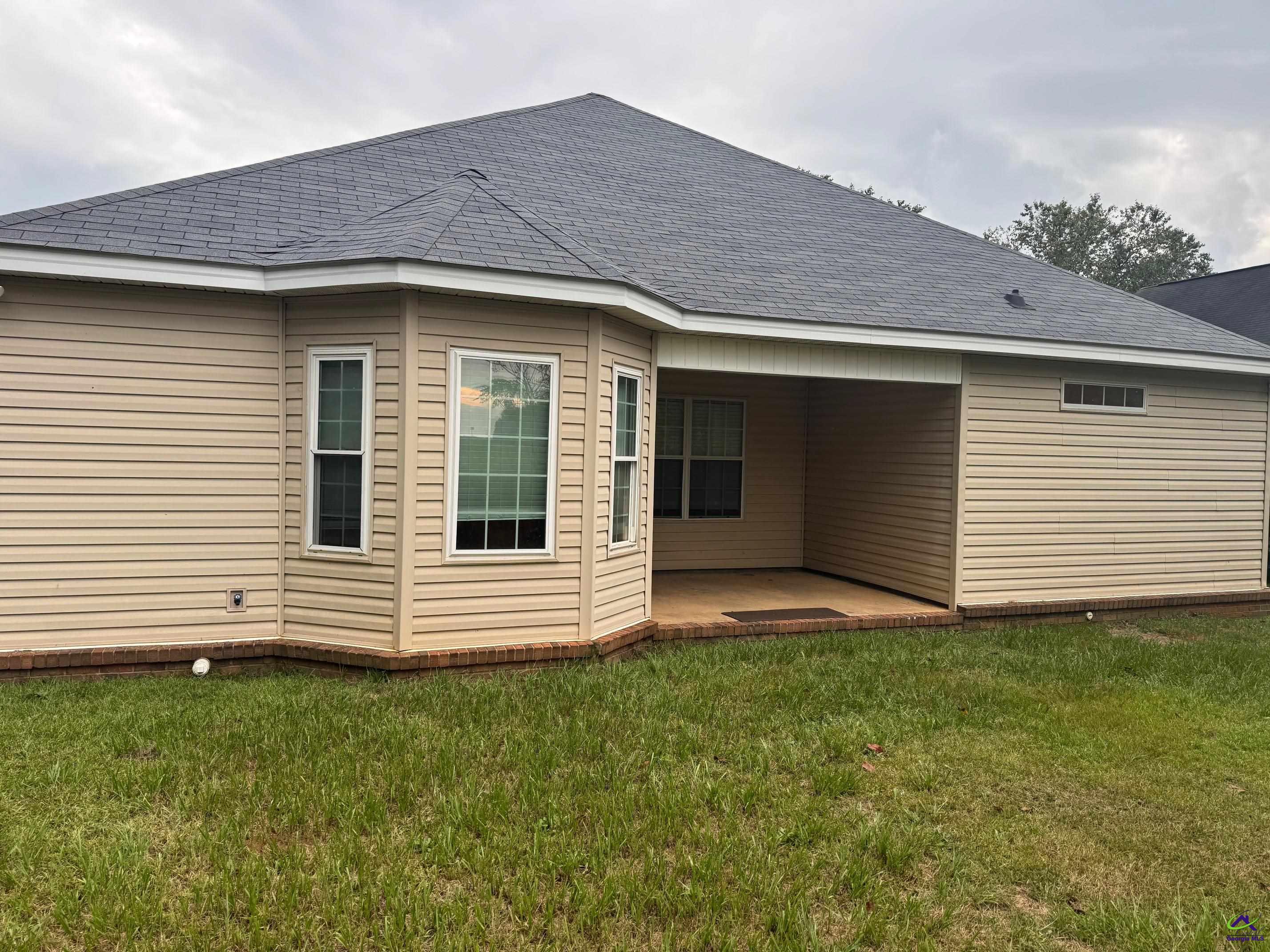210 Manchester Lane, Byron, GA 31008 - Photo 2
