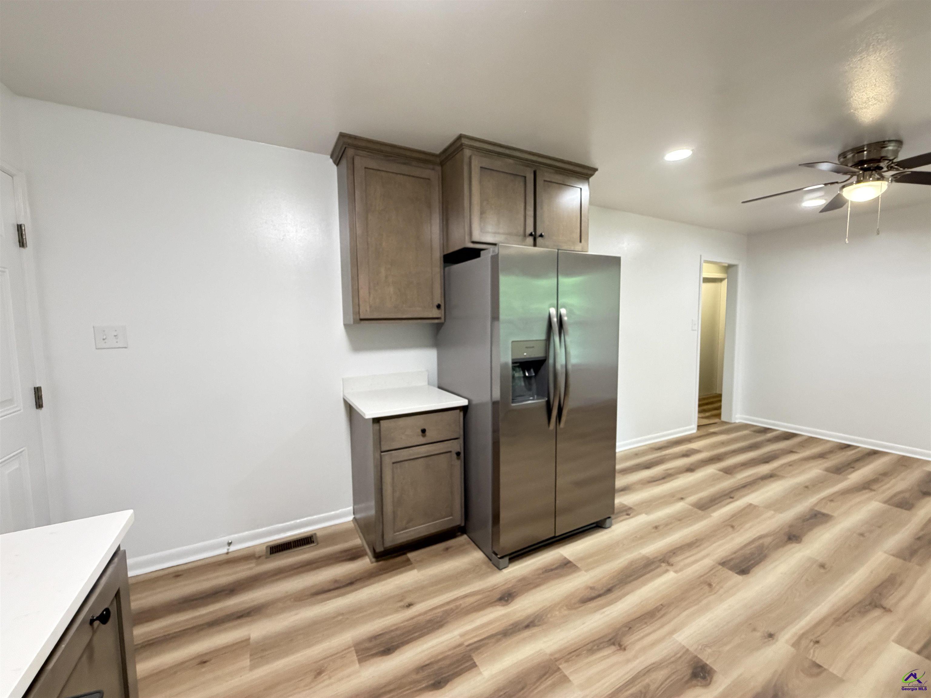 105 Woodsdale, Warner Robins, GA 31088 - Photo 7