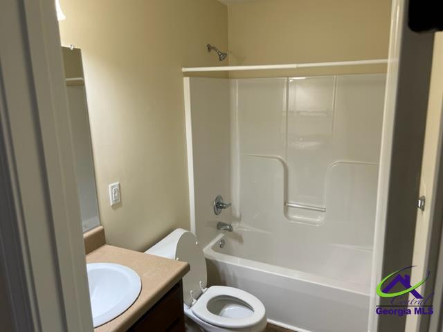 157 Rolling Woods Circle, Warner Robins, GA 31088 - Photo 8