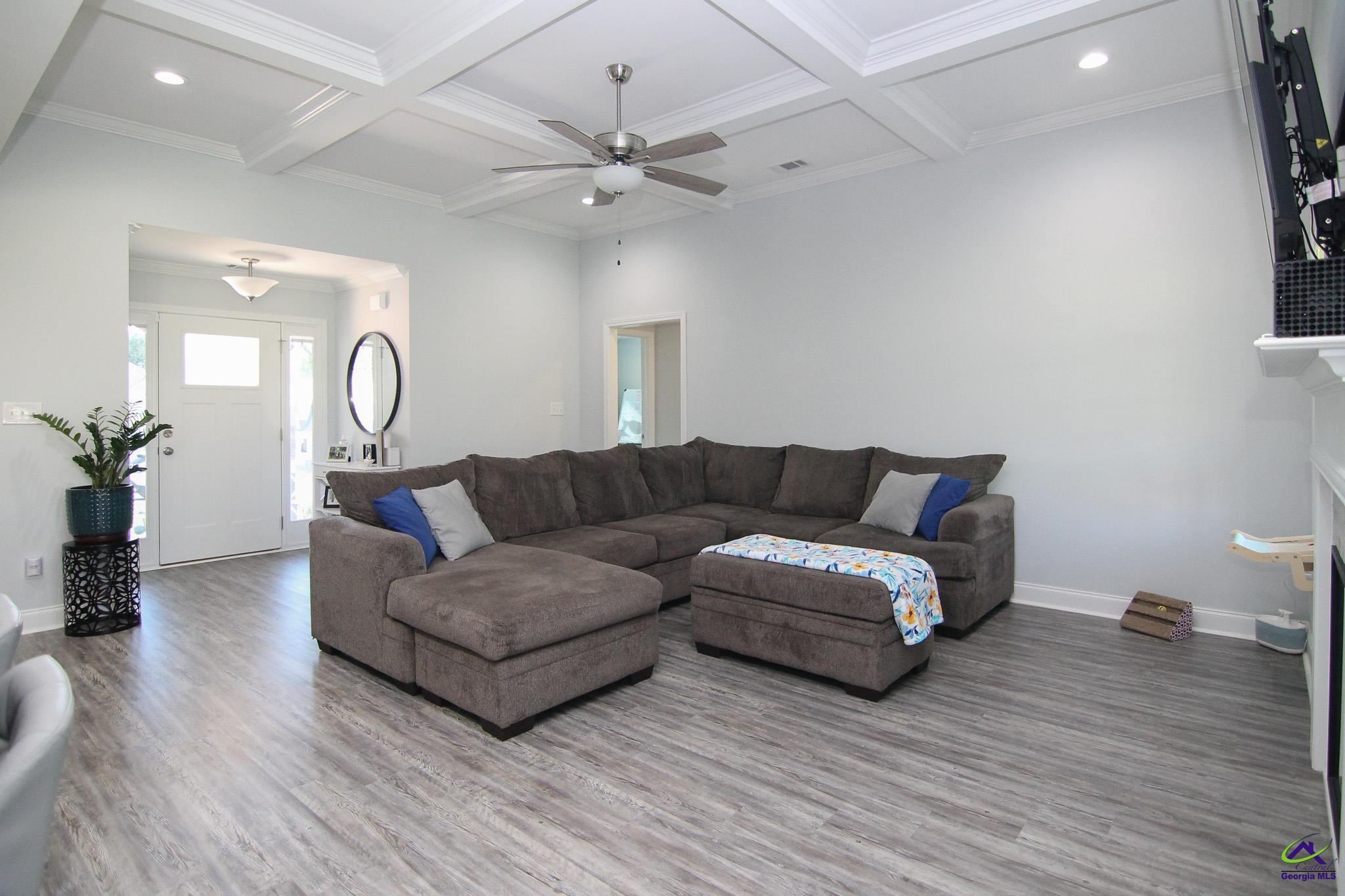 305 Creek Ridge Drive, Warner Robins, GA 31088 - photo 6