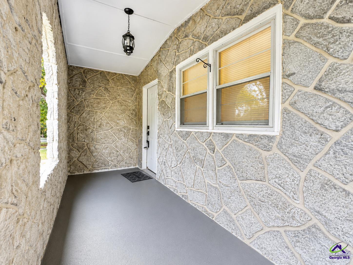 438 Alabama Avenue, Warner Robins, GA 31093 - Photo 2