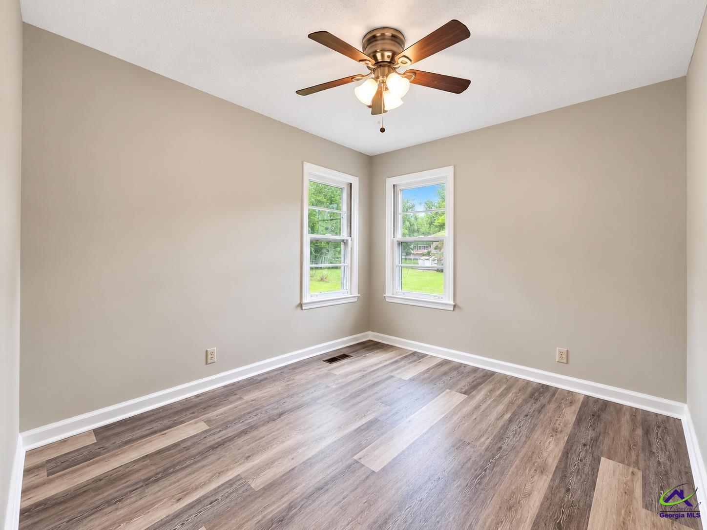 221 Shirley Drive, Warner Robins, GA 31088 - Photo 13