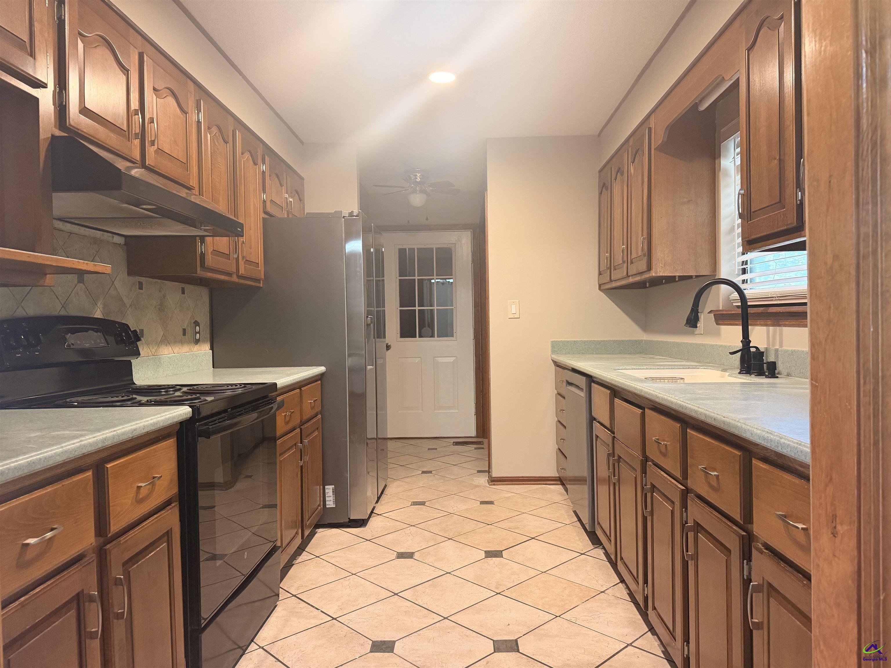 311 Dogwood Glen Drive, Centerville, GA 31028 - photo 11