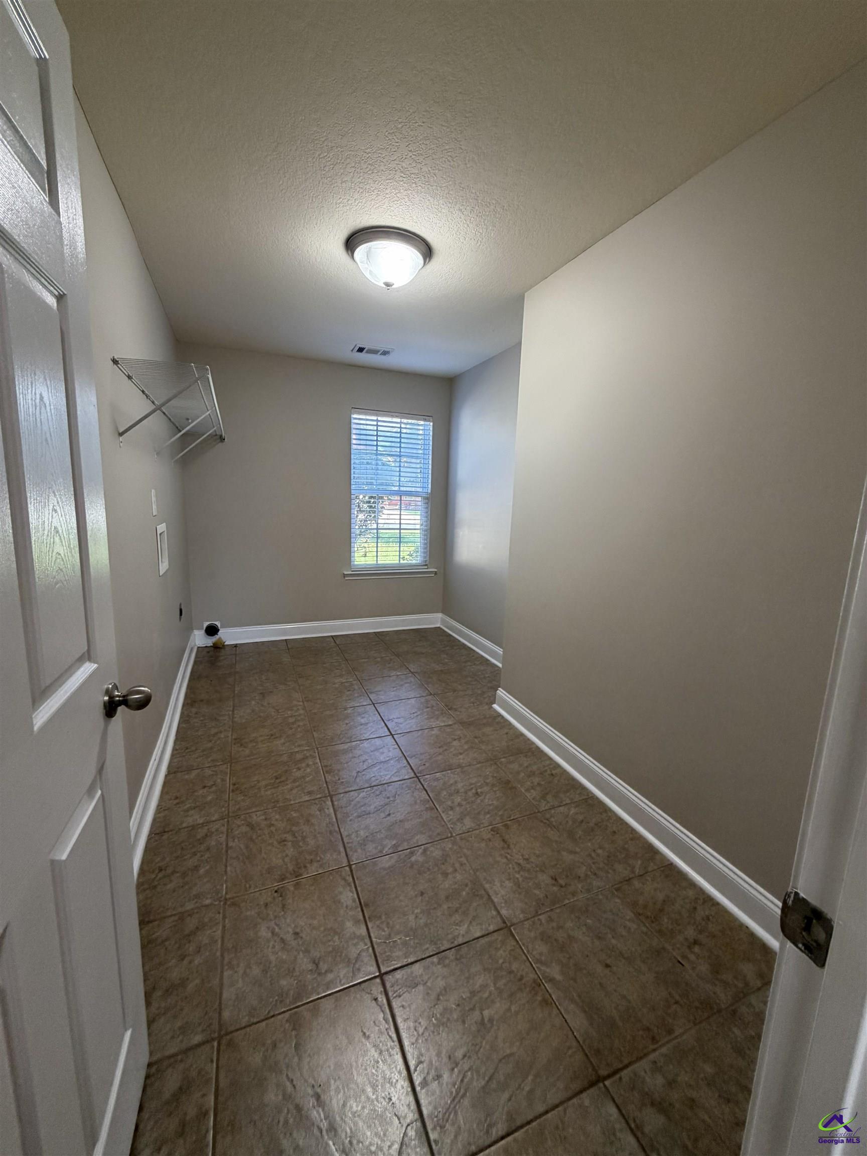 605 Cheshire Drive, Warner Robins, GA 31088 - Photo 11