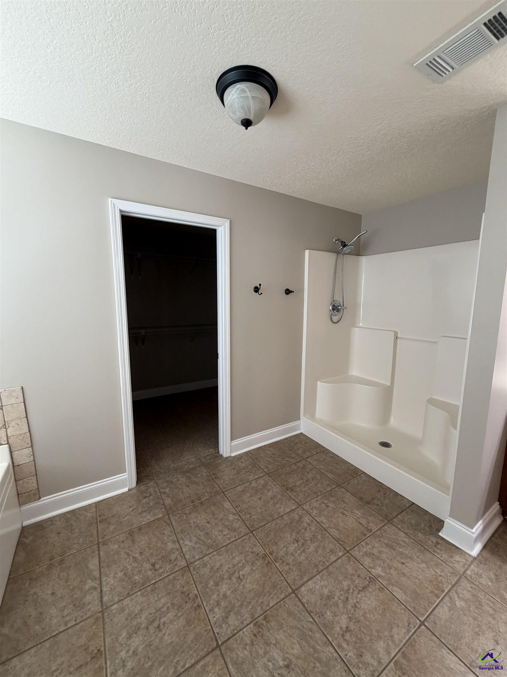 605 Cheshire Drive, Warner Robins, GA 31088 - Photo 9