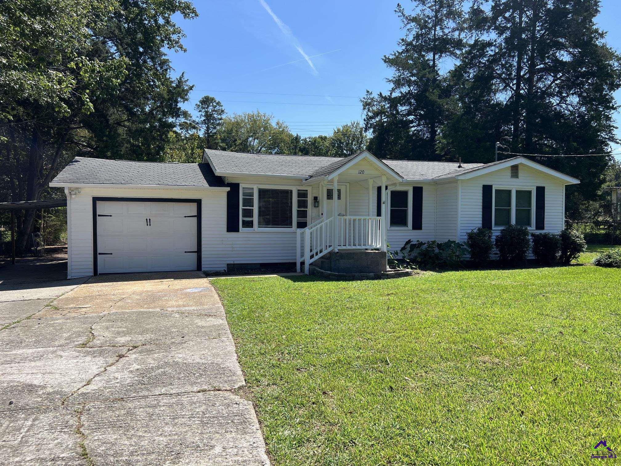 120 Sasser Drive, Bonaire, GA 31005 - Main Photo