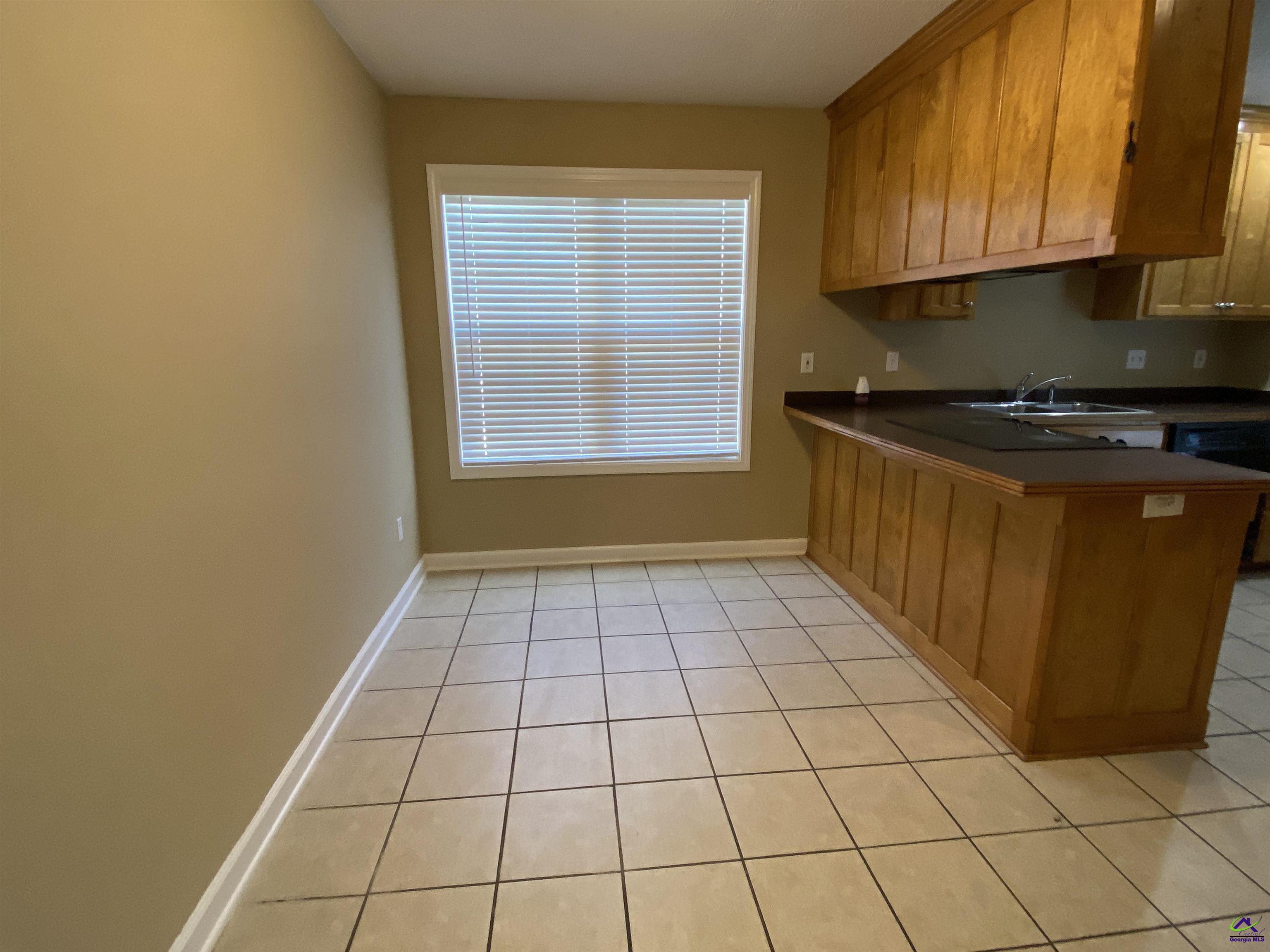 122 Maryjay Drive, Warner Robins, GA 31093 - Photo 6