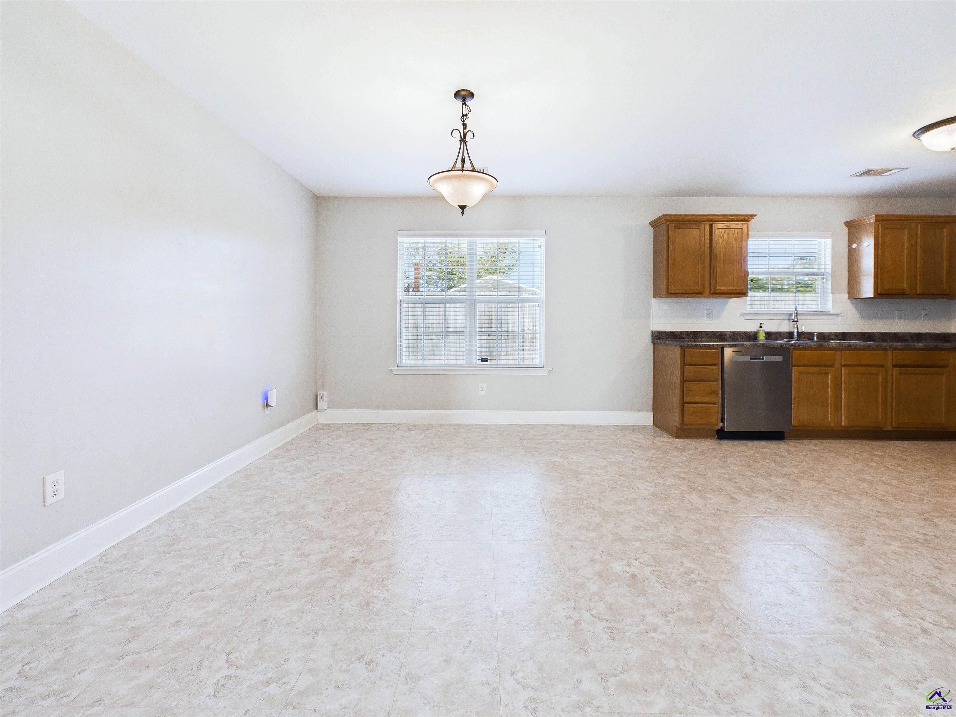 202 Greylock Drive, Perry, GA 31069 - Photo 13