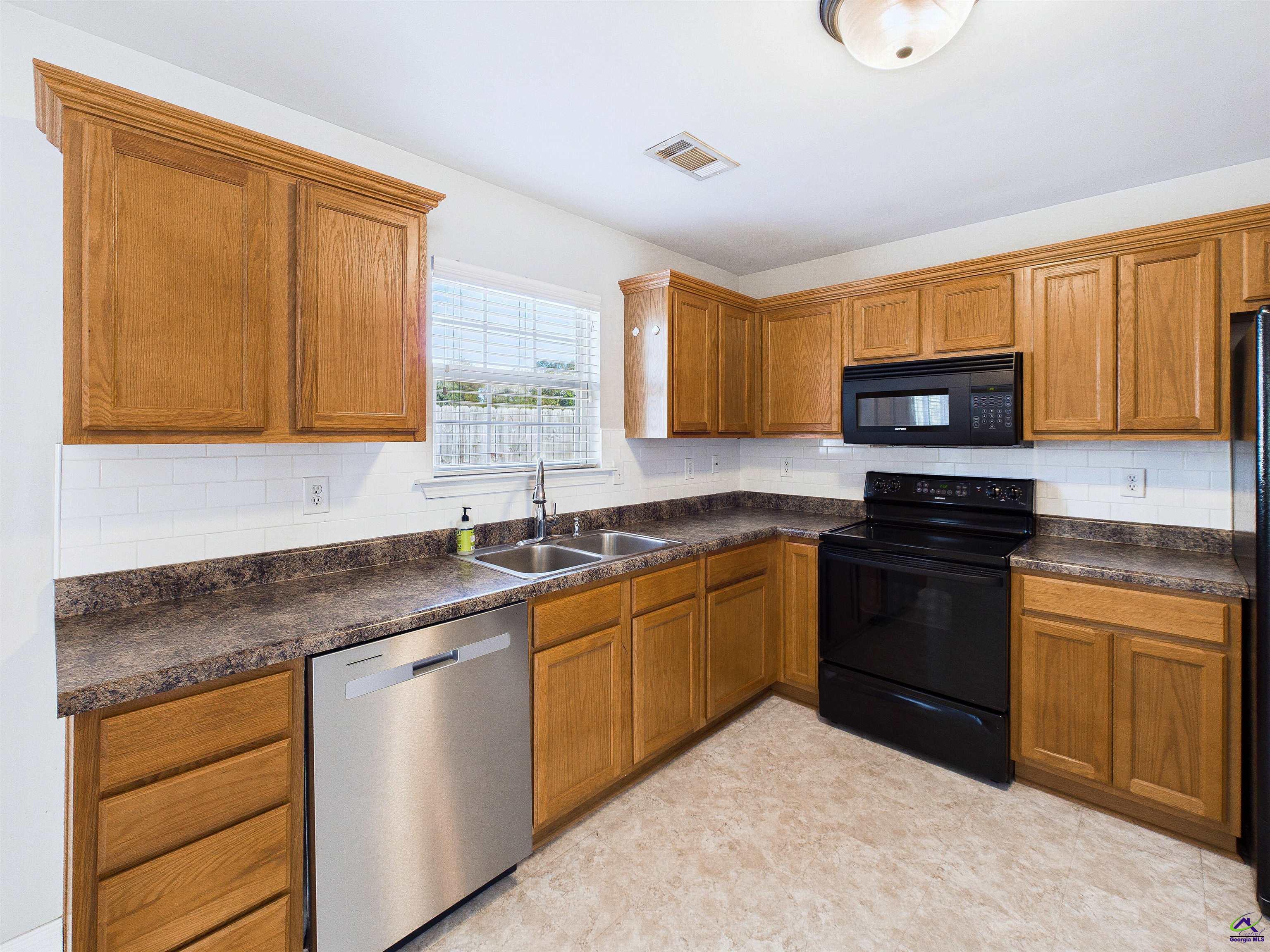 202 Greylock Drive, Perry, GA 31069 - photo 17