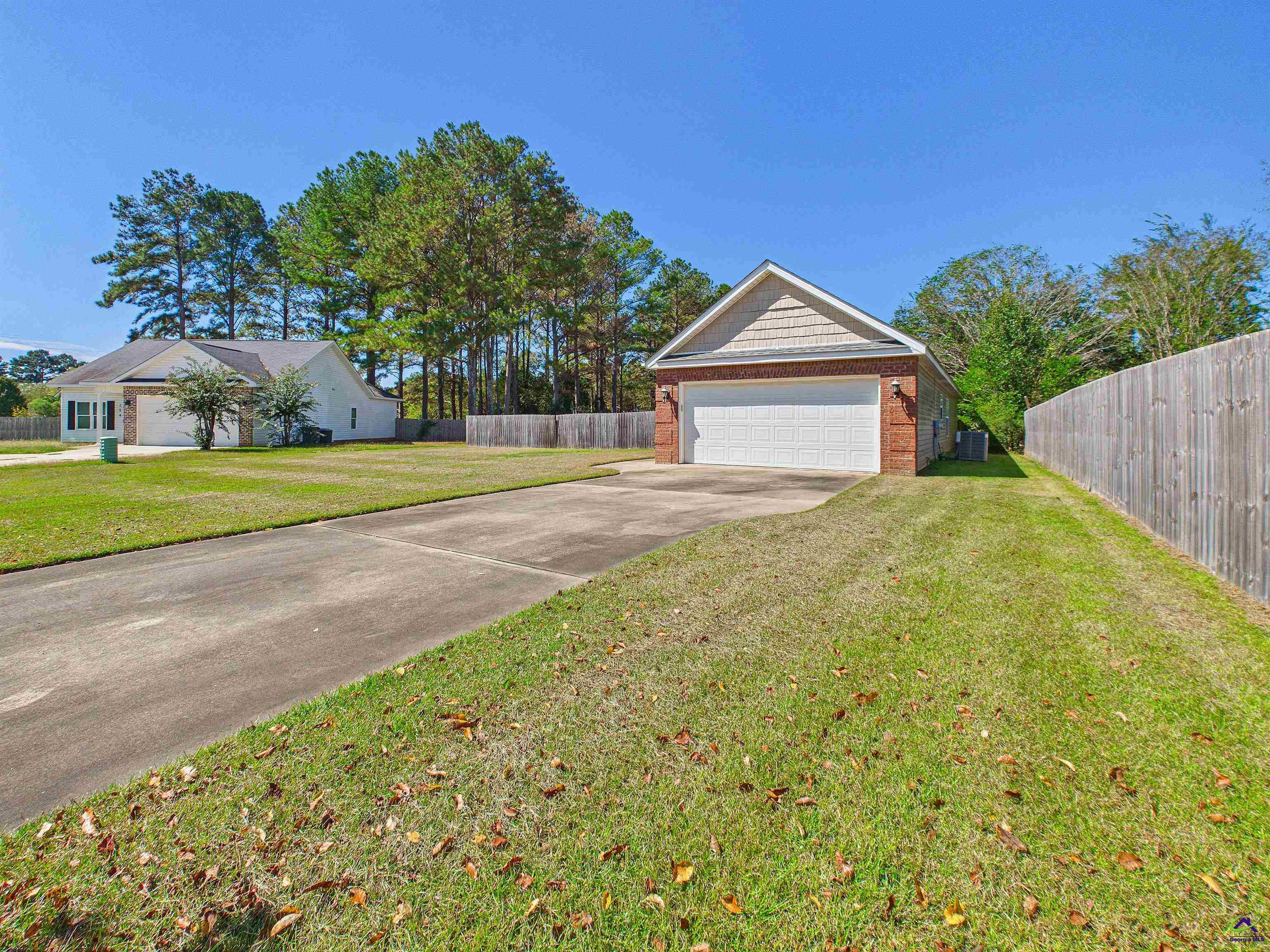 202 Greylock Drive, Perry, GA 31069 - photo 5